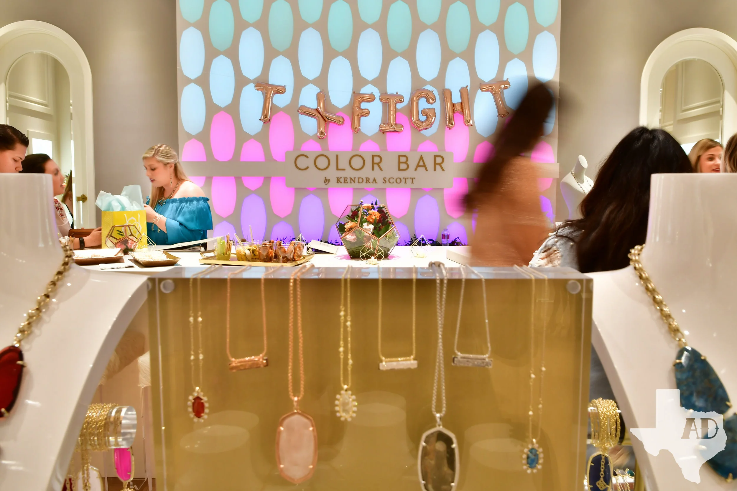 AnnieDevineTX_KendraScott-16.jpg