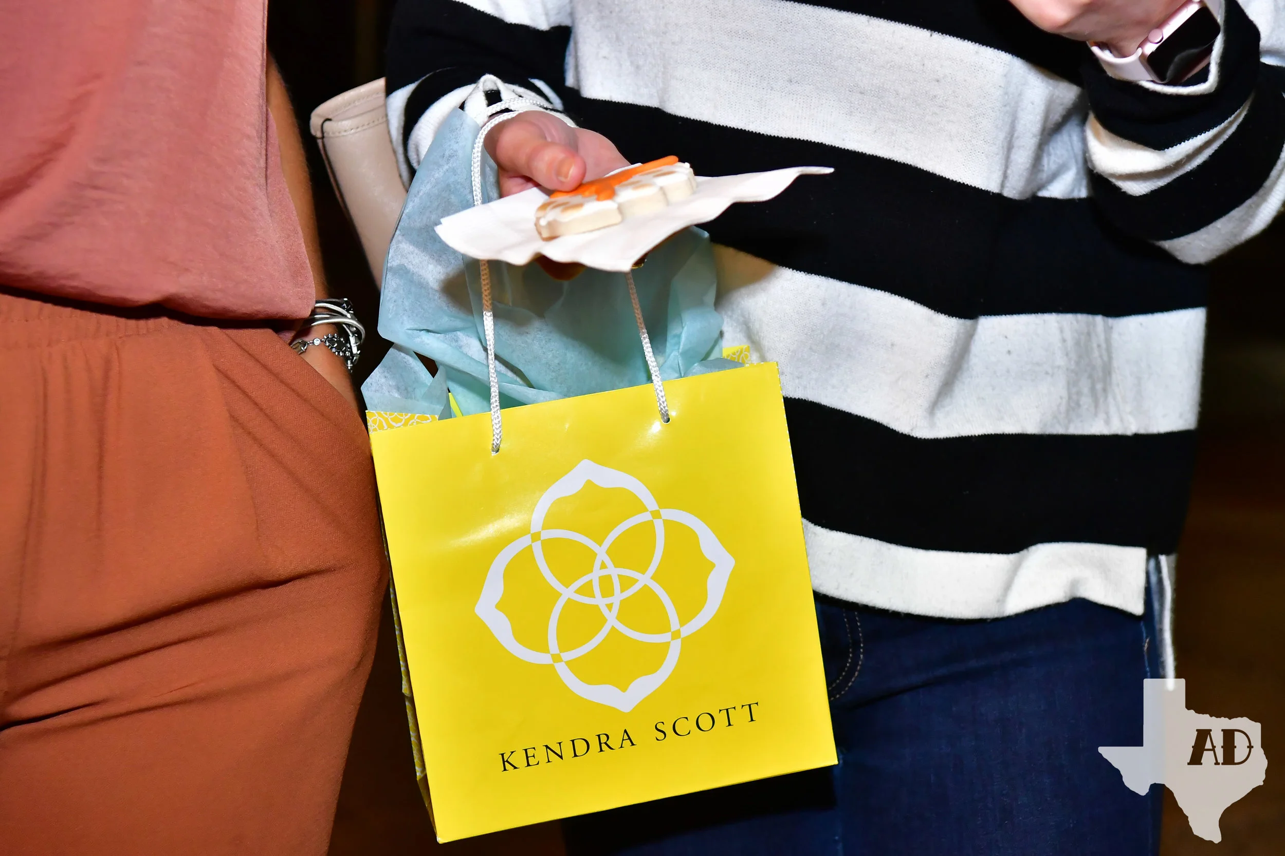 AnnieDevineTX_KendraScott-29.jpg