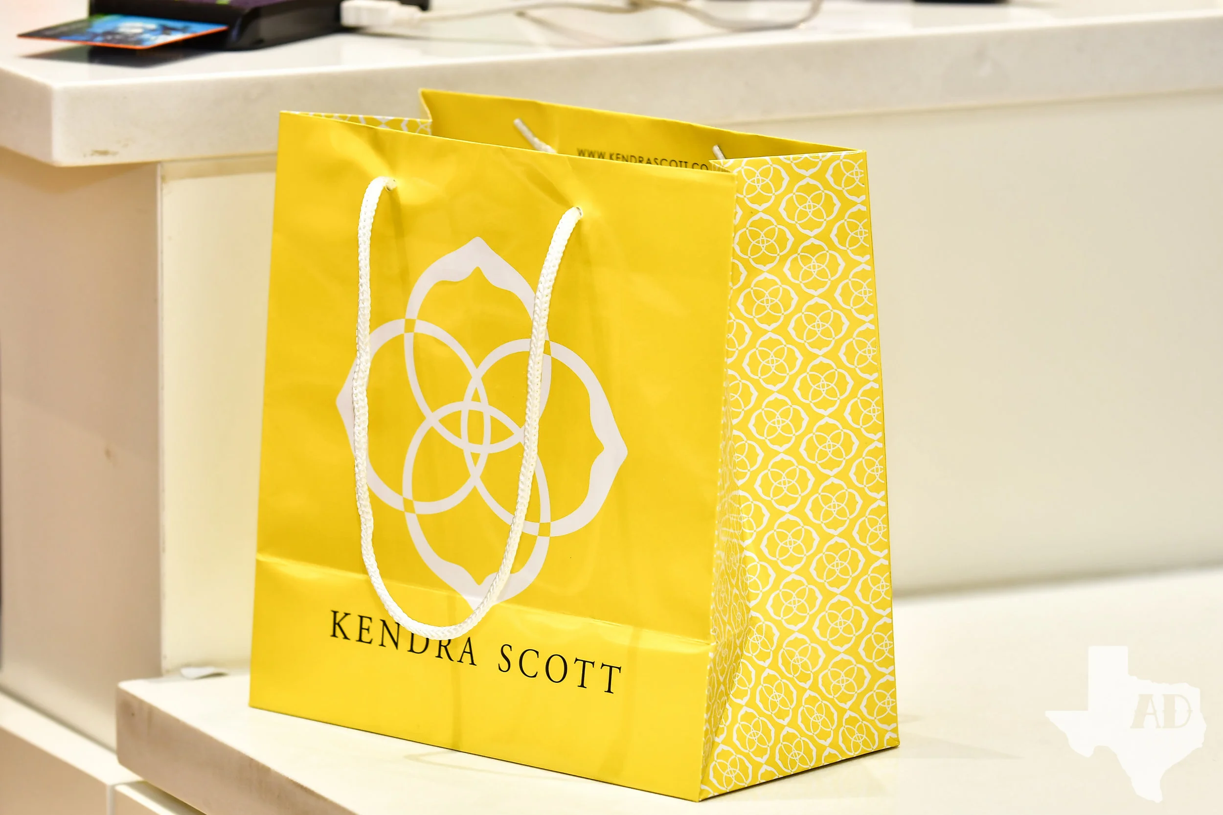 AnnieDevineTX_KendraScott-62.jpg