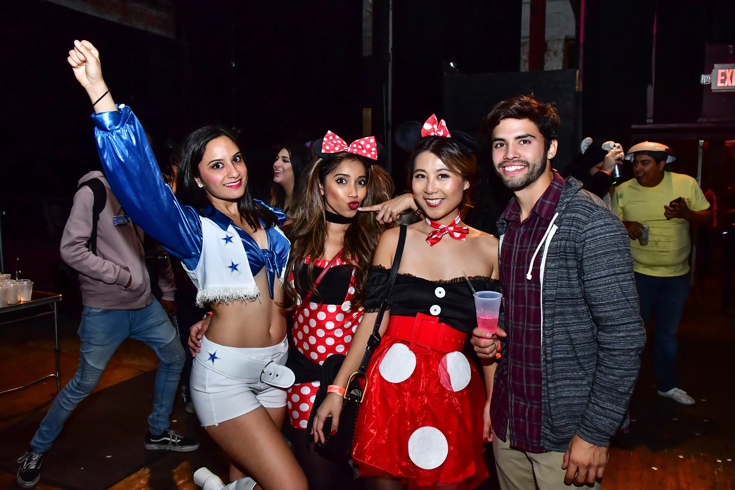 AnnieDevineTX_Throwback1_-80.jpg