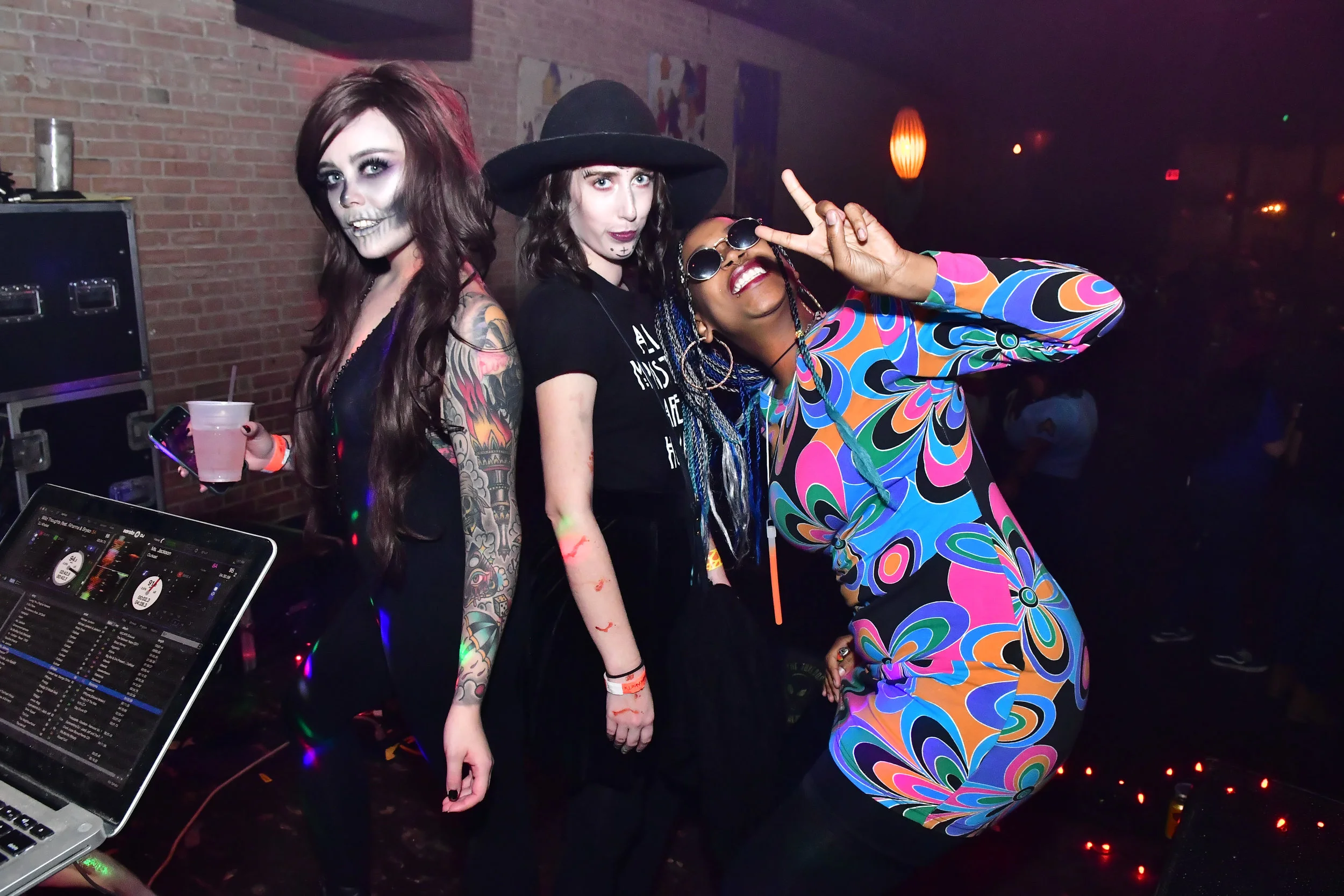 AnnieDevineTX_Throwback1_-139.jpg