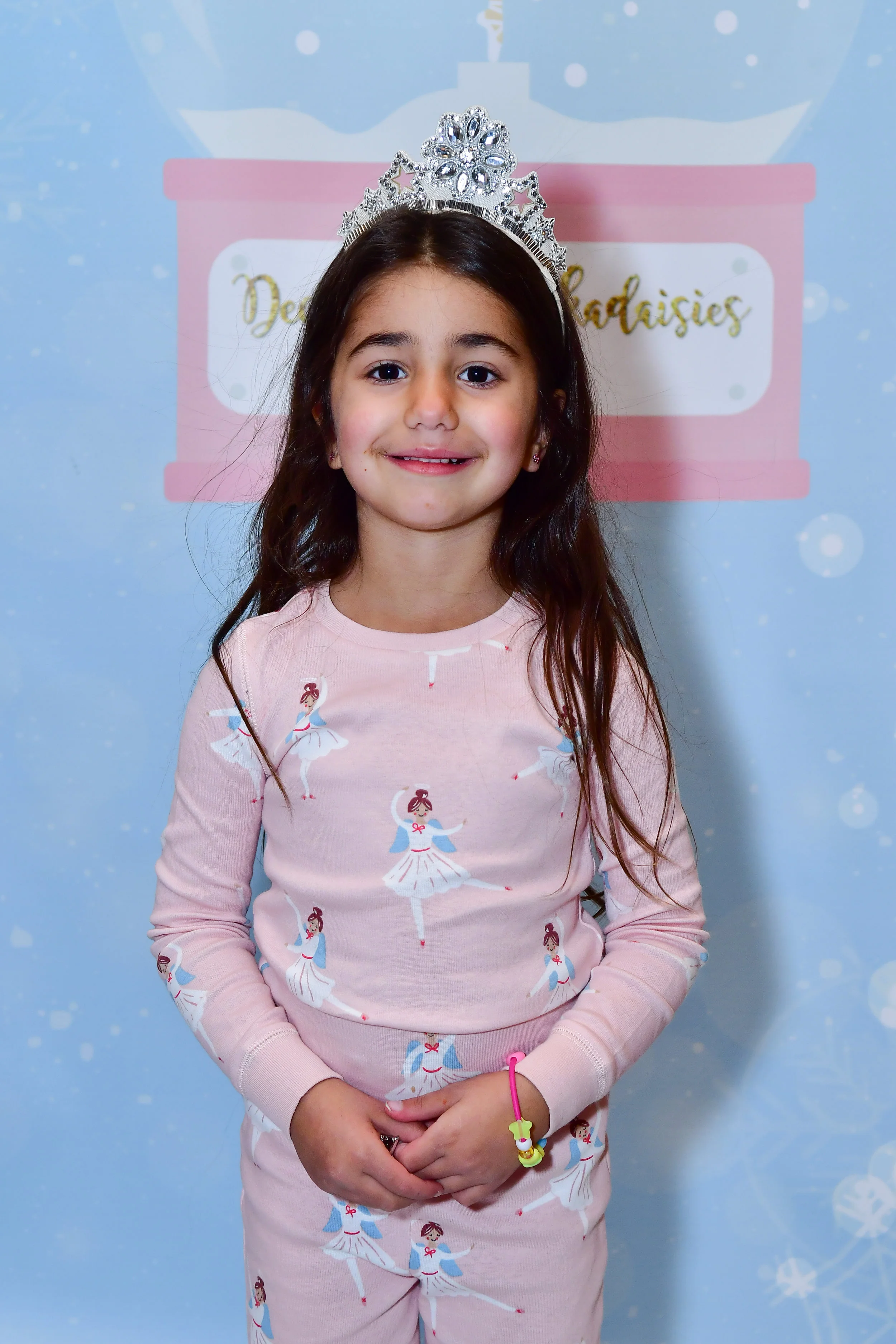 DecemberBirthdays_AnnieDevineTX-3.jpg