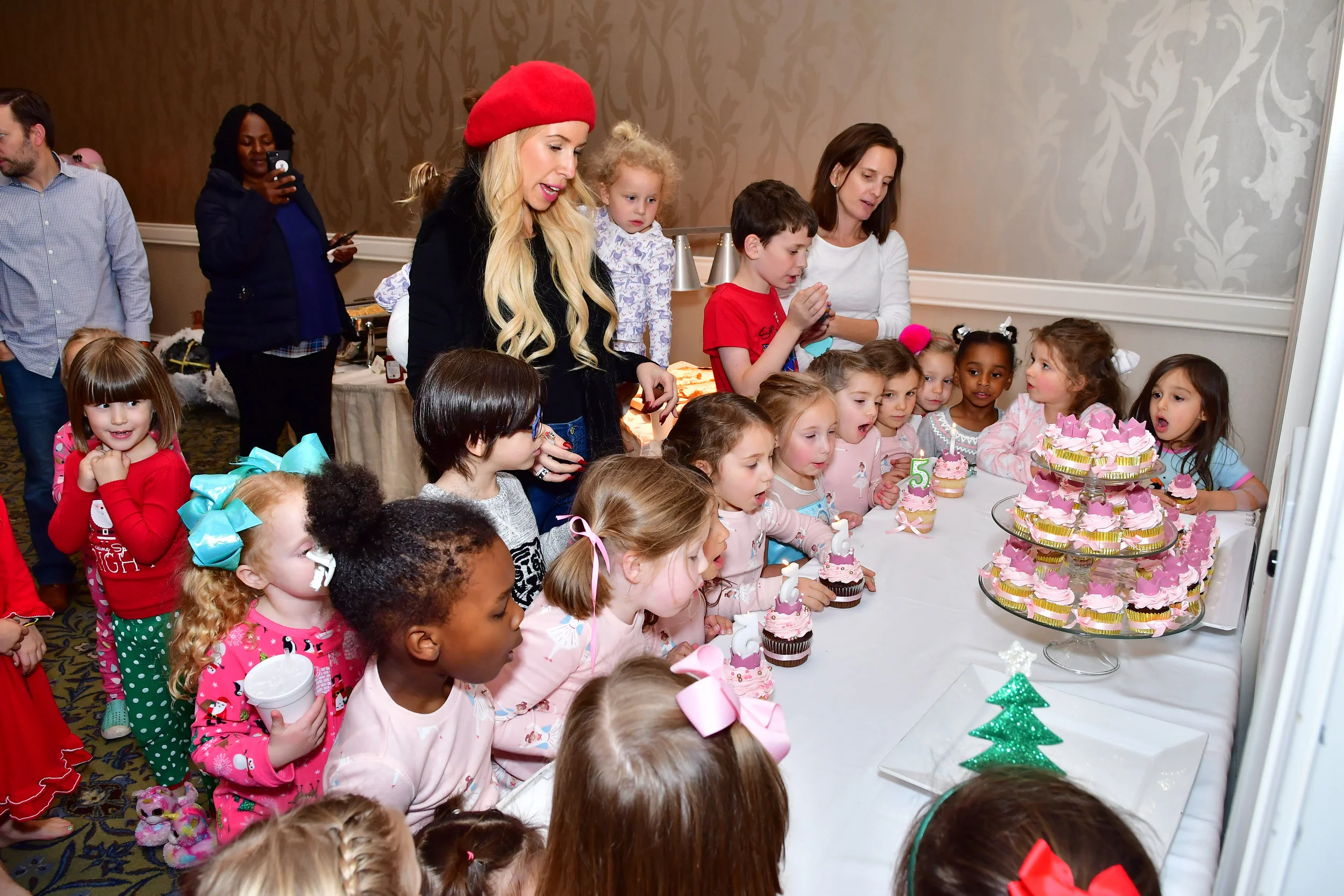 DecemberBirthdays_AnnieDevineTX-139.jpg