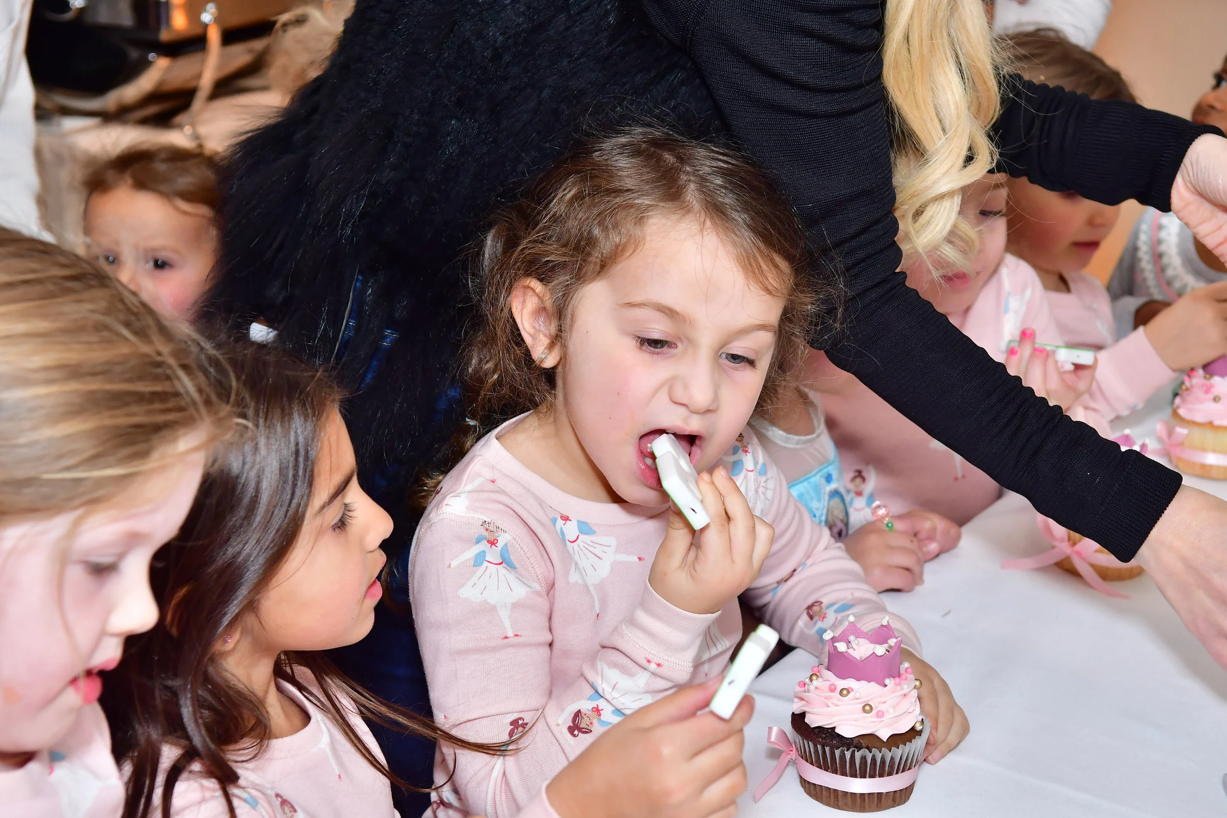 DecemberBirthdays_AnnieDevineTX-141.jpg