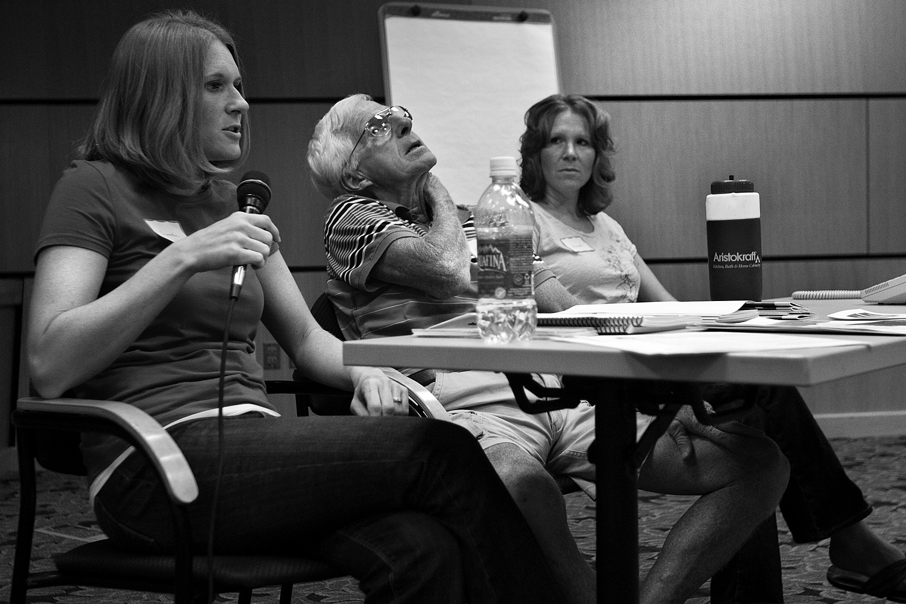 Brooke Kendall of Jasper, left, and her sister, Brandi Buck of Jasper, right, shared the story of their father's journey with Parkinson’s disease with those at the meeting of the Parkinson’s Disease Support Group in the Medical Arts Building in Jasp