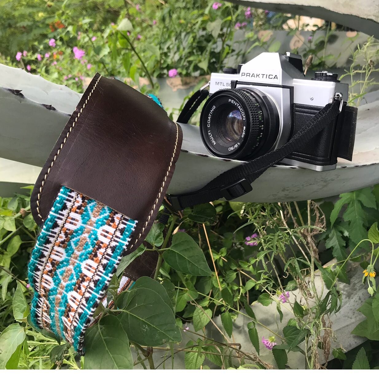 💓 All our pieces are specially handcrafted for those who find beauty in the details ~ like the fact that our straps are woven using centuries-old techniques. 🦋 We have straps for bags, cameras, and even YOGA mats. 🧘&zwj;♀️ DM for deets! #VerverWer