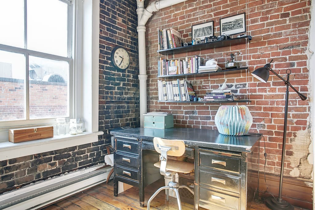 LIC-Living-Room-6.png