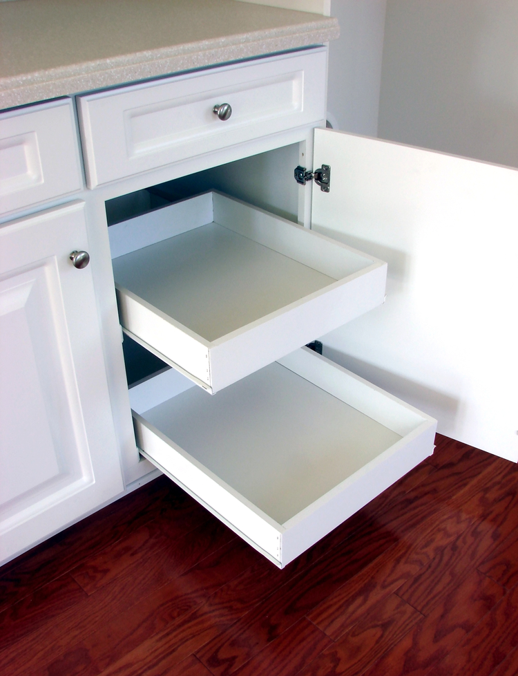 White Shaker Pull Out Shelf (Rollout Tray) - Nelson Cabinetry