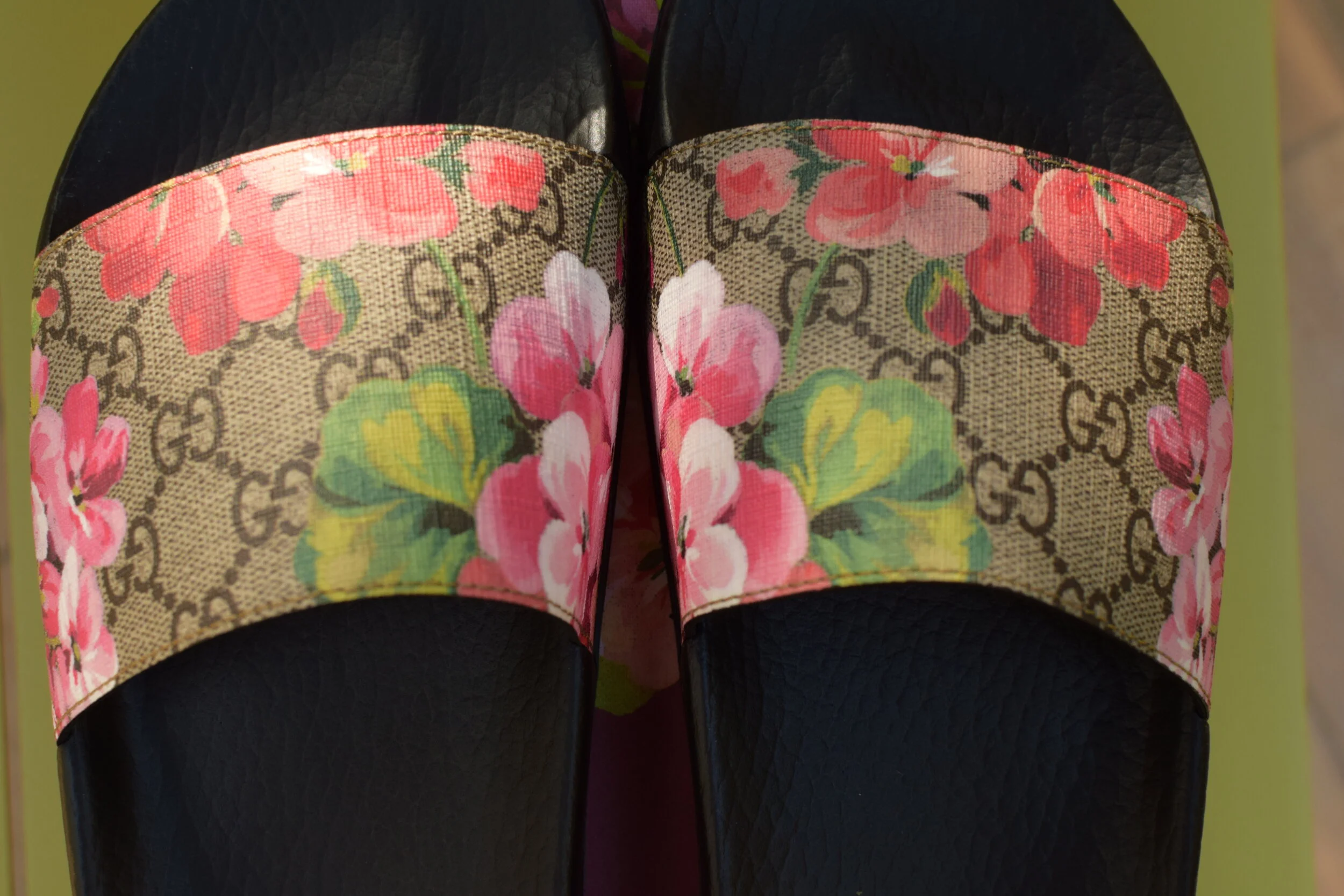 are gucci bloom slides true to size
