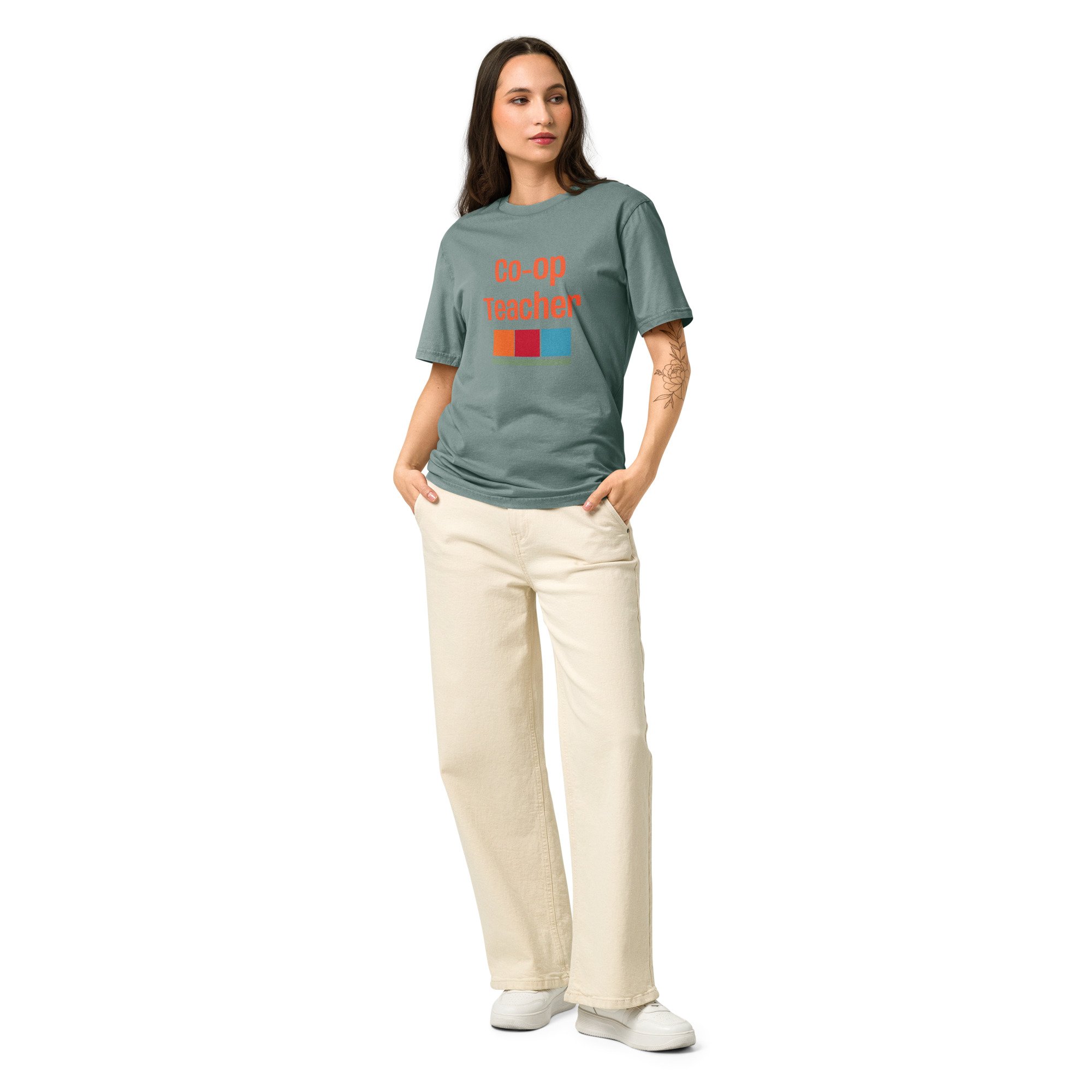 unisex-garment-dyed-creator-2.0-vintage-t-shirt-g.-dyed-green-bay-front-6a128067248e5.jpg