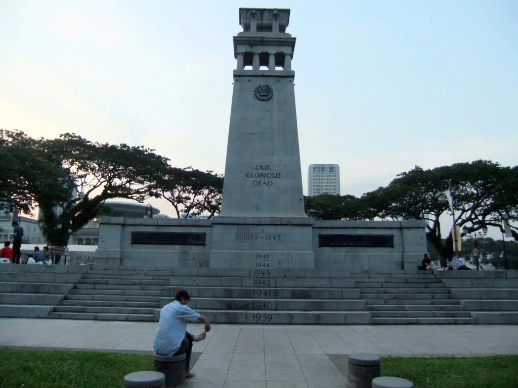 Singapore Cenotaph, Esplanade Park Singapore