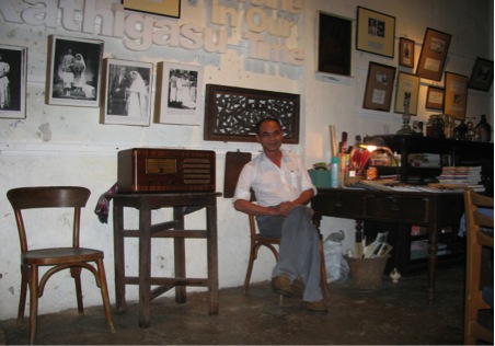 Law Siak Hoong at Sybil's Clinic at Papan, Perak, Malaysia - 2009