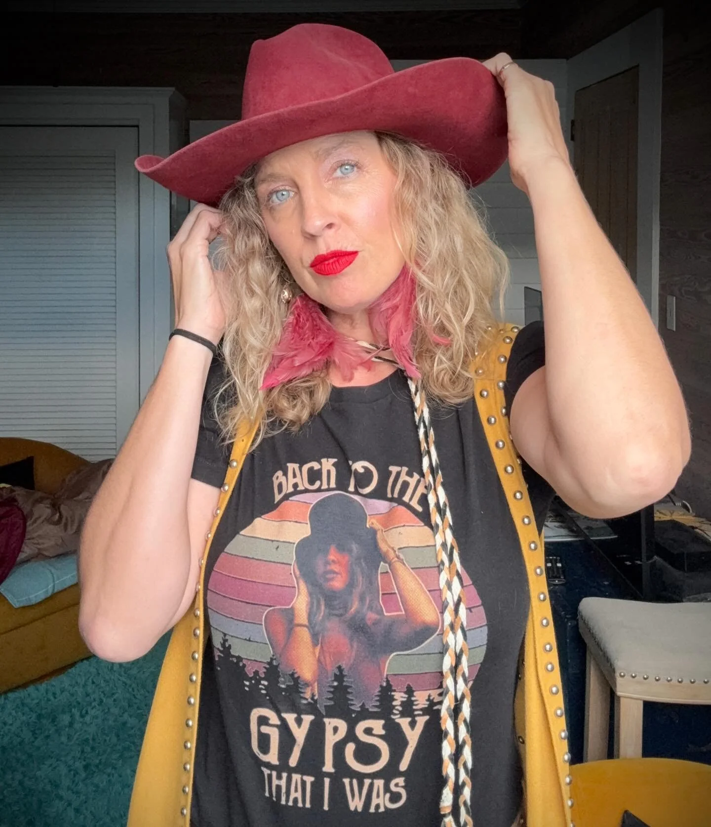 31 shows this month&hellip;✅you gotta chase your dreams if you want them to come true!!!
✨ 
#dreams #fleetwoodmac #ericasunshinelee #dreamcatcher #gypsy