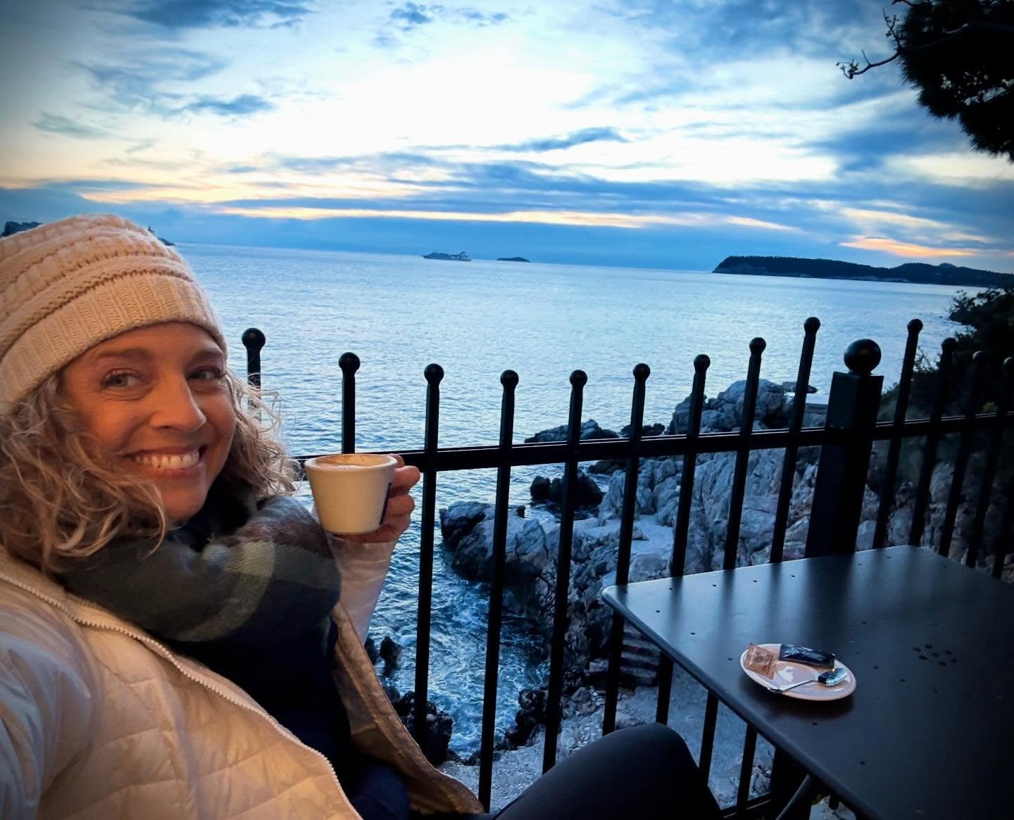 Soaking up every second of this moment in Dubrovnik, Croatia &mdash; cappuccino warming up my hands, waves at my feet, and a sunset that doesn&rsquo;t even look real 🌊☕️🌅
There&rsquo;s something about being right on the edge of the ocean that makes