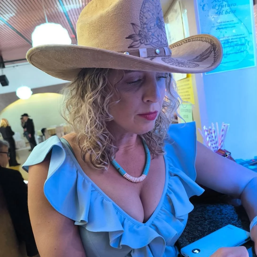 If you&rsquo;re wondering when is it gonna happen for u, keep putting in the work!!! Keep the passion and pursue the purpose. A seed takes a lot of time, water, sun, and patience to get watered, but what u don&rsquo;t see is the disappointment, many 