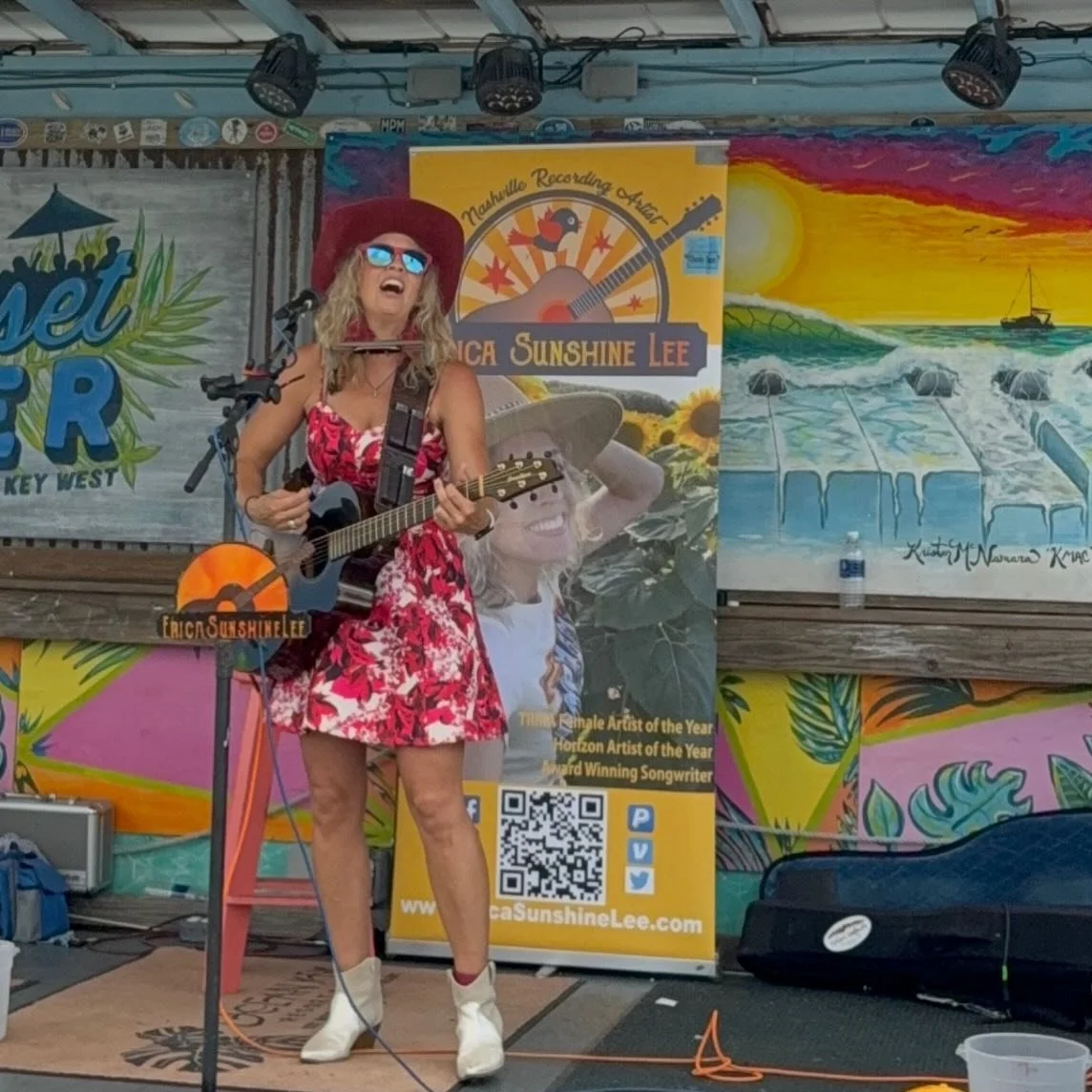 Going into the week like&hellip;🦩💕🤩🌅🌮🍹
Such a great time yesterday @sunsetpierkeywest W/ @alohastevemusic 
Happy Monday! 🌅💃🍋&zwj;🟩🧂 thanks for rocking this song my amazing Session players  @brentmason.official  @buddyhyattmusic @austincrum