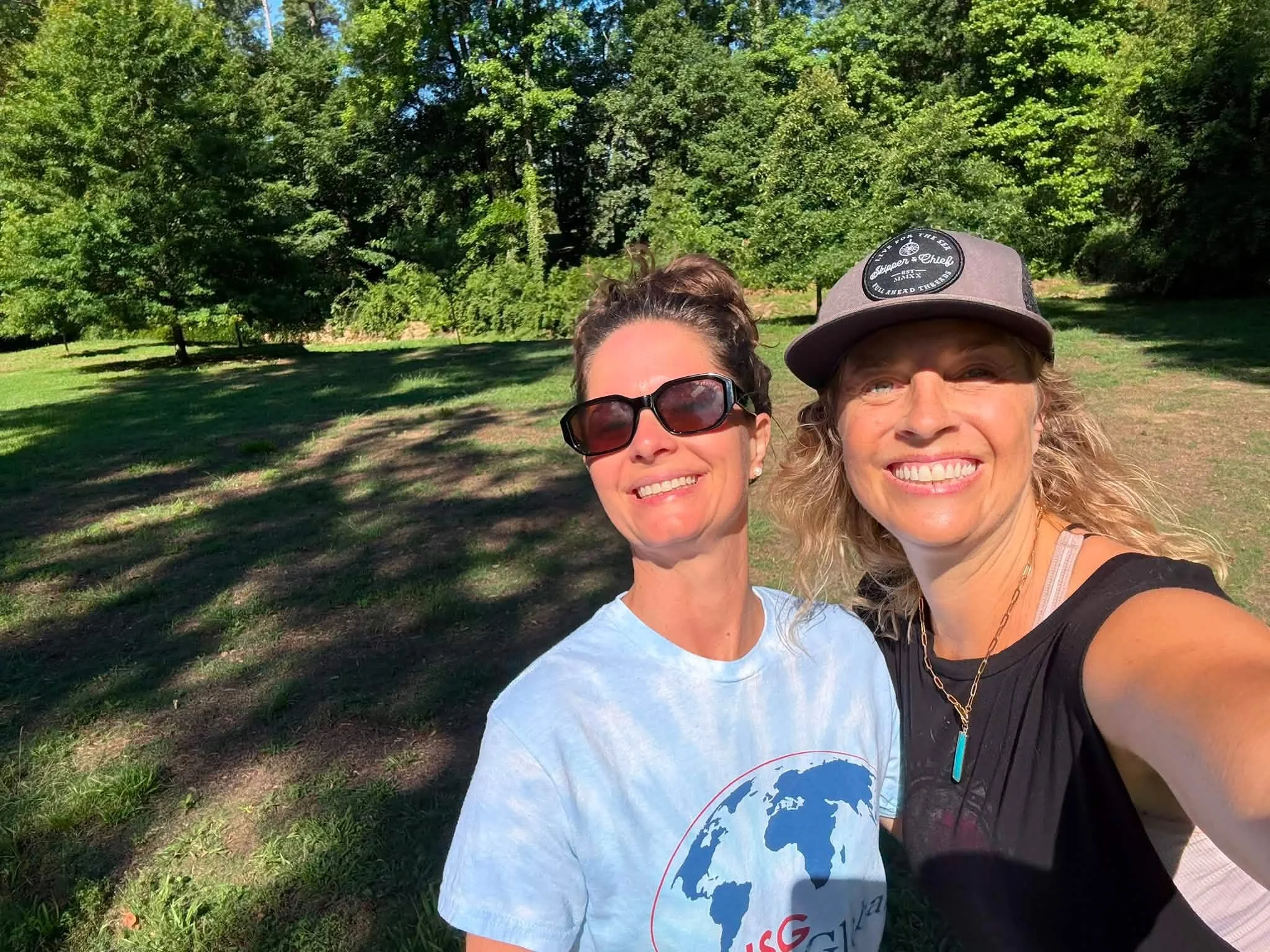 Nothing does the heart good like friends and family you&rsquo;ve known your whole life. 
Thanks JeffMarjorie Moon for making my week, and my life better for knowing u. 
You&rsquo;ve had dirt on me since we were 10 years old. 
😂 
Always admire your g