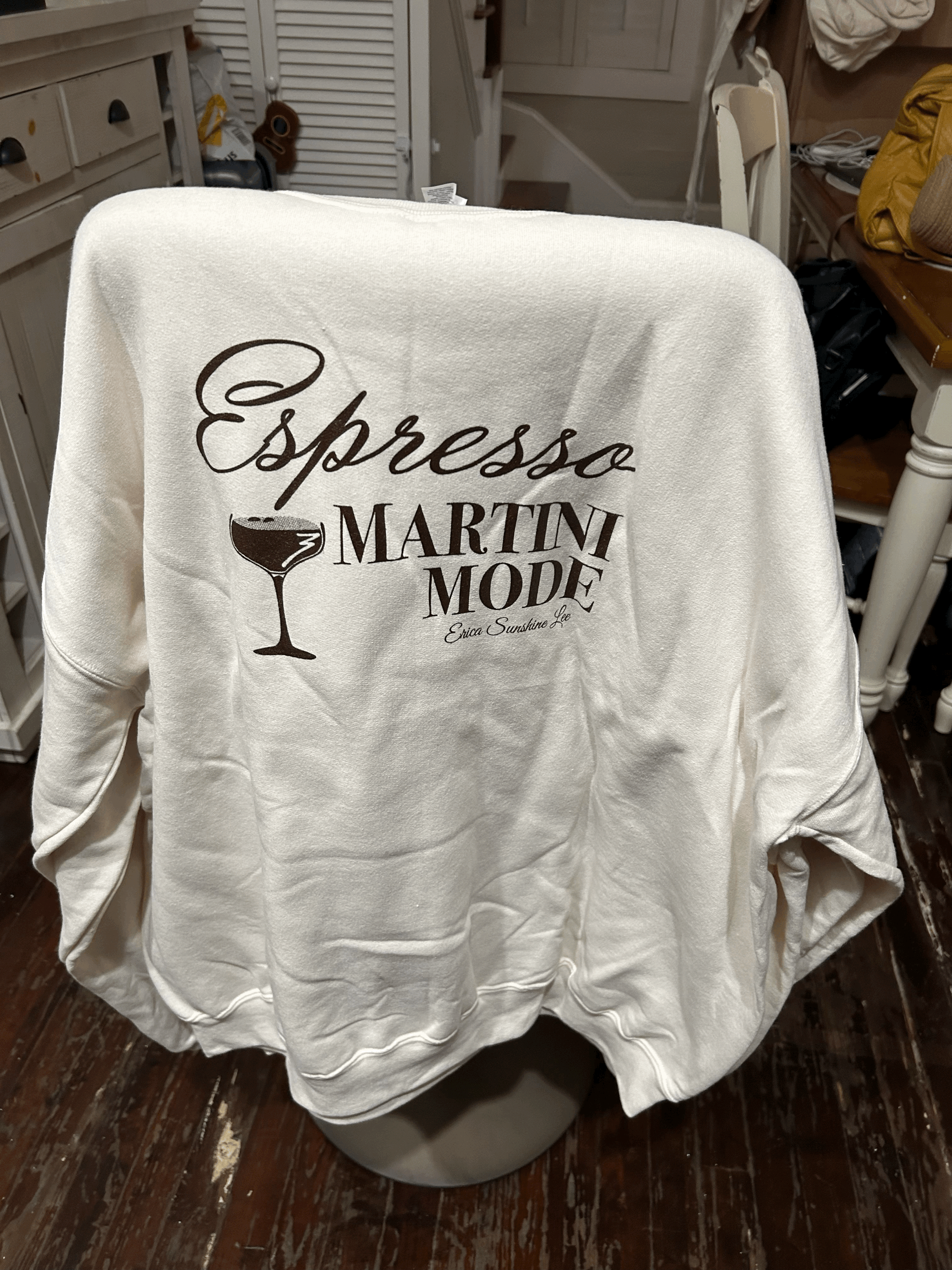 ESPRESSO MARTINI MODE CREW NECK SWEATSHIRT