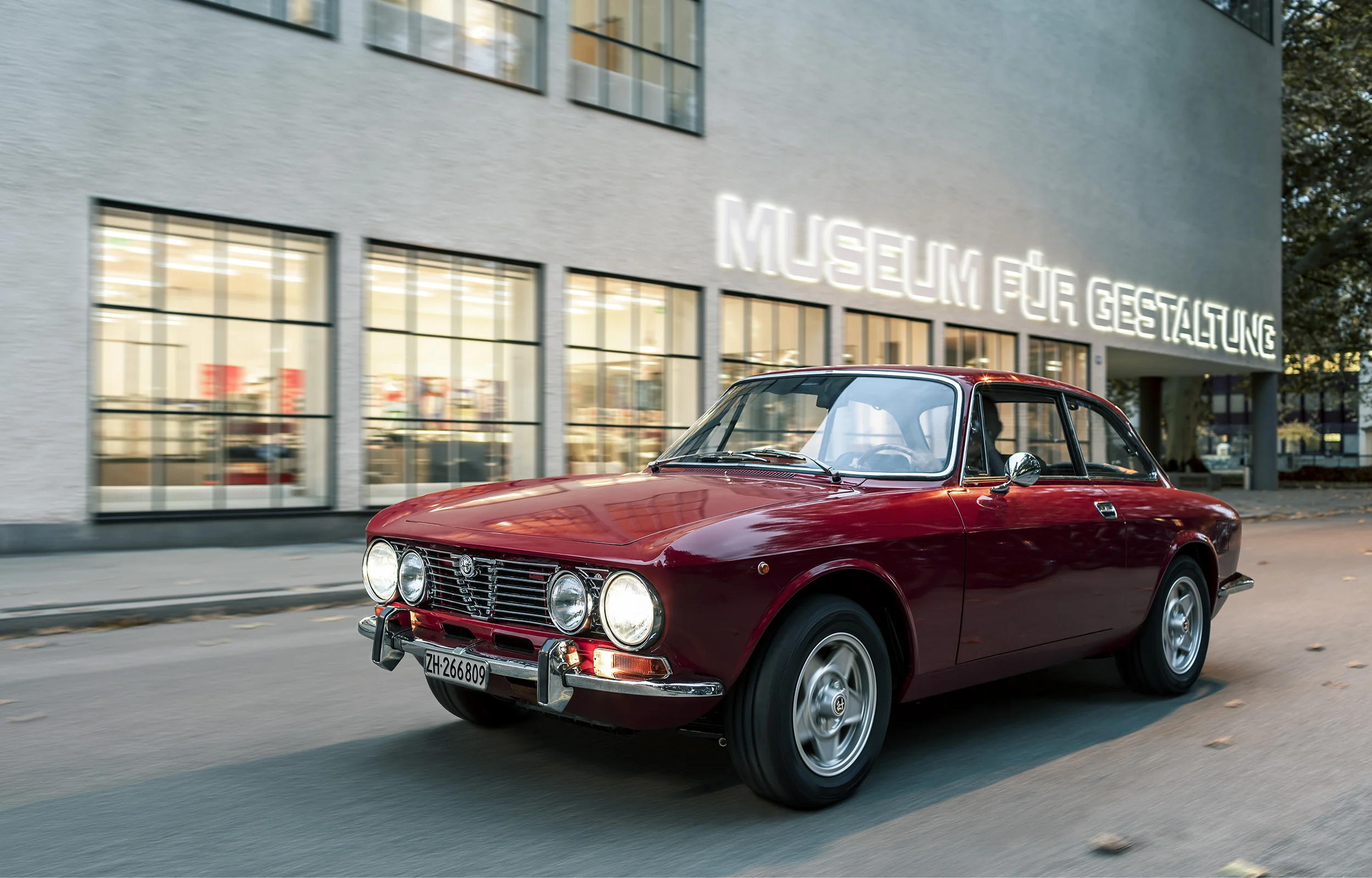 1972 ALFA ROMEO Giulia Coupe 2000 GT