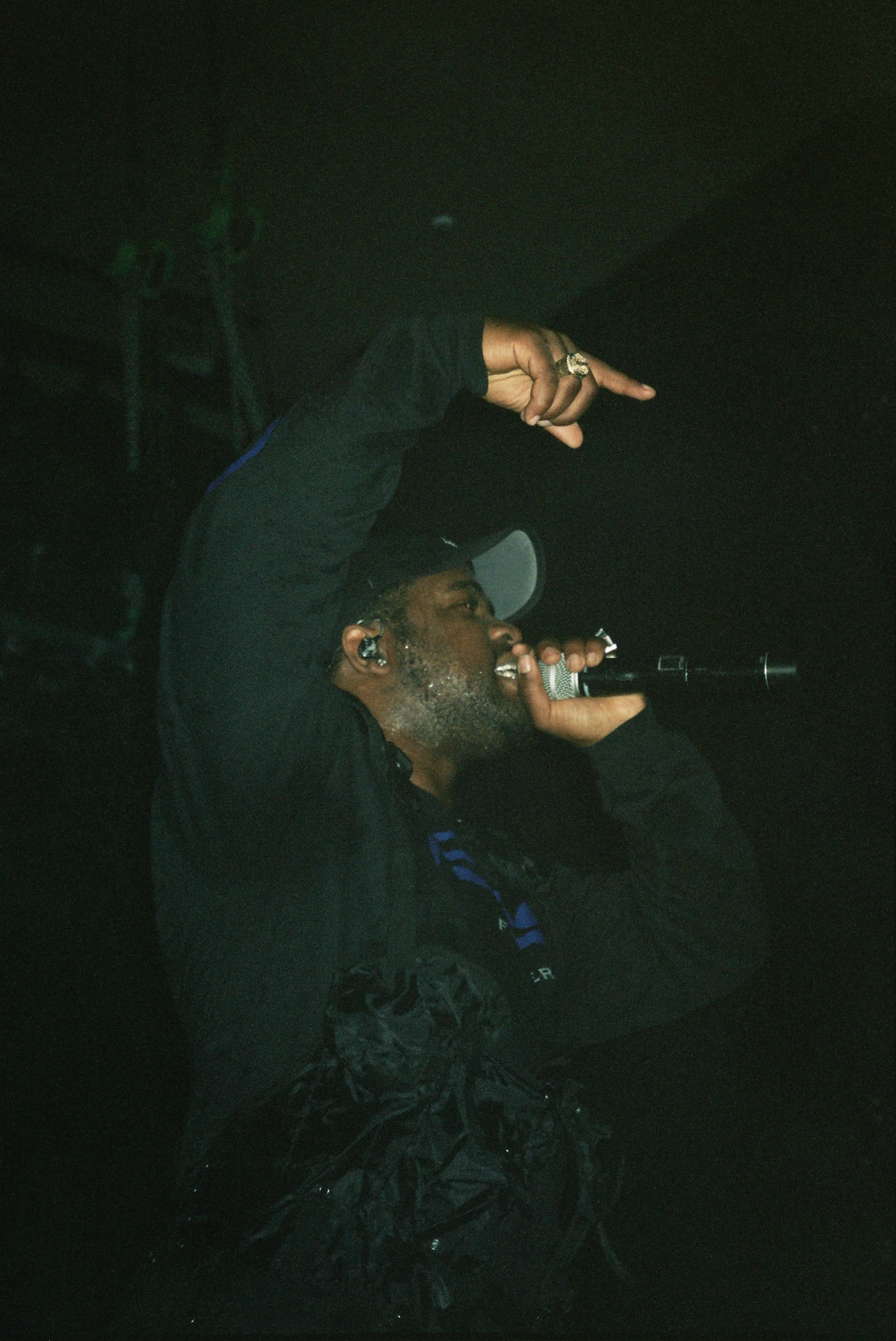 _16_0073.jpg