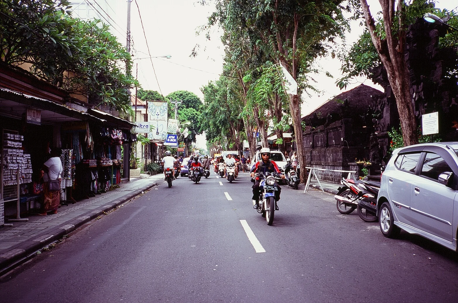 9023002.jpg