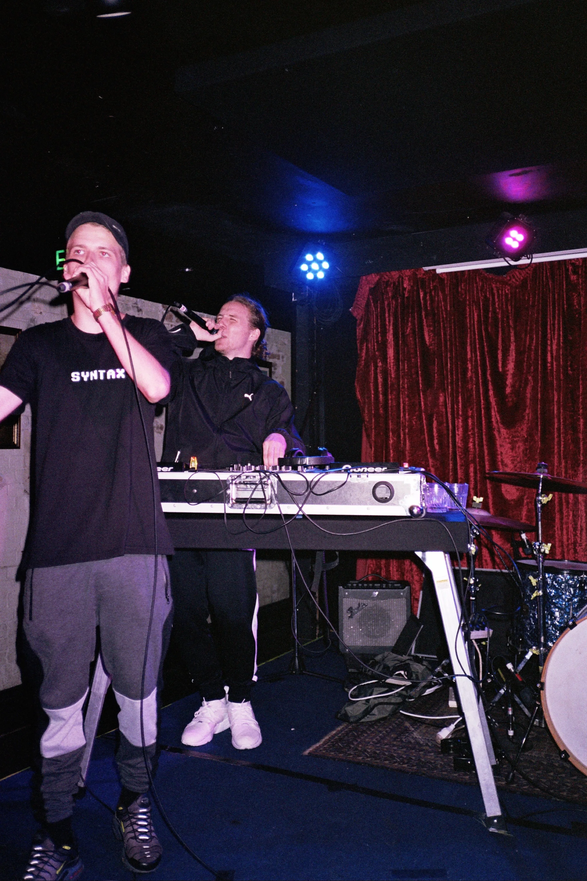21A_0096.jpg