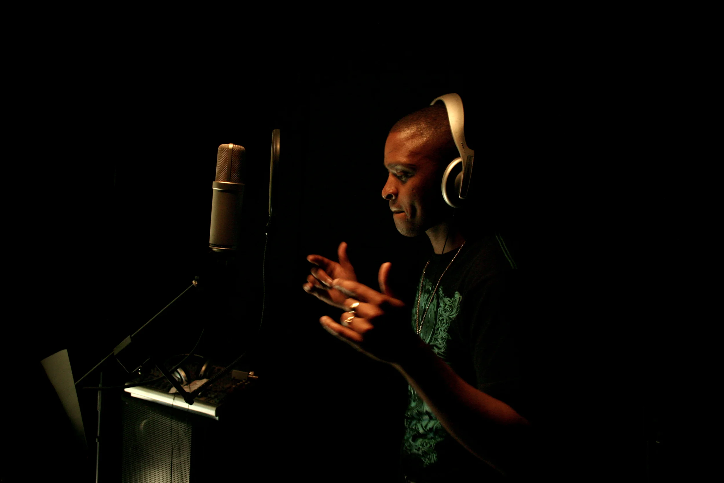 IK - Peter recording.JPG