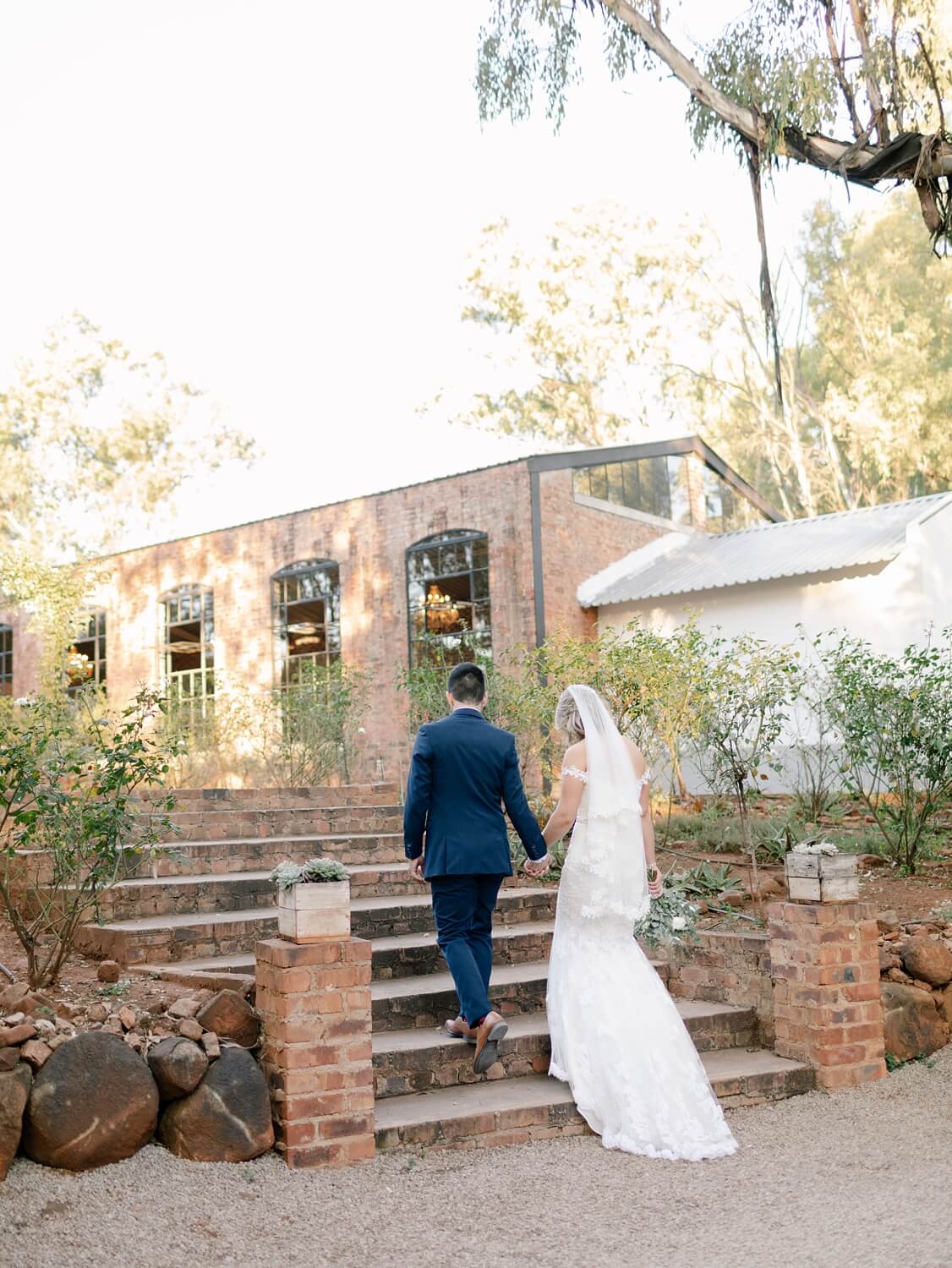 AliciaLandman_LaceOnTimber_Alex&Kendal00088.jpg