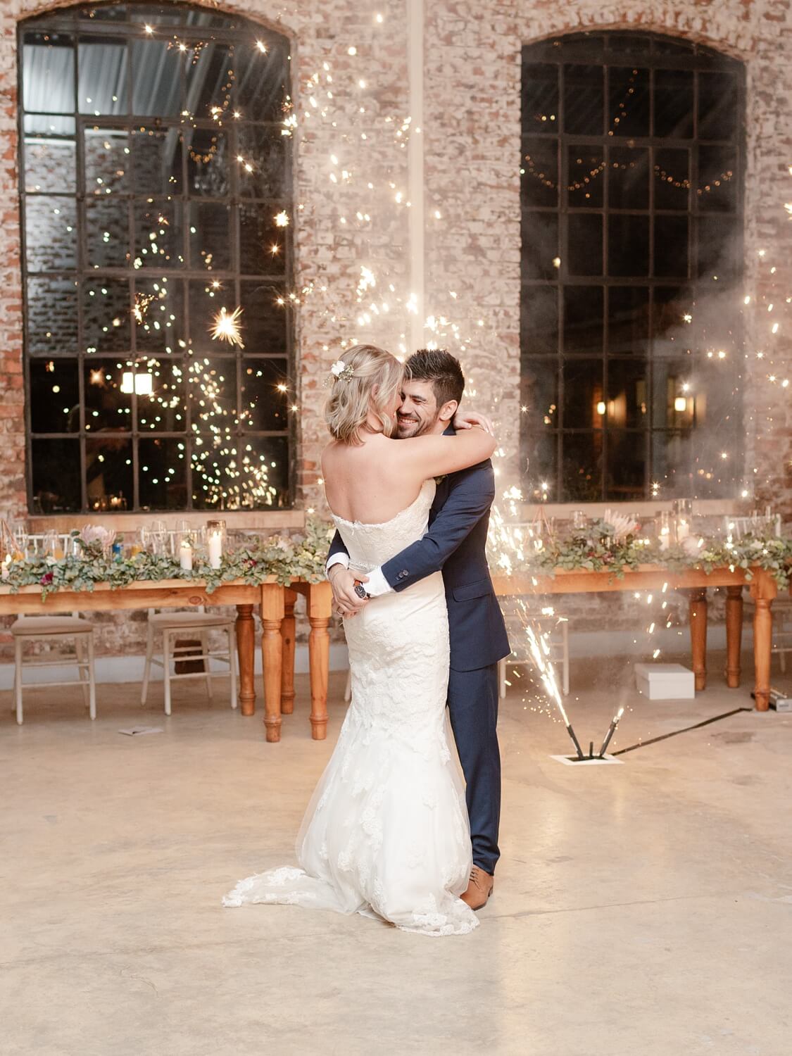 AliciaLandman_LaceOnTimber_Alex&Kendal00129.jpg
