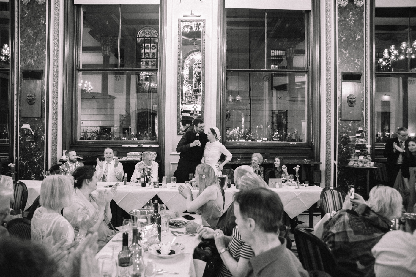 knights-templar-london-city-centre-wedding-photographer-charing-cross-creative-0033.jpg