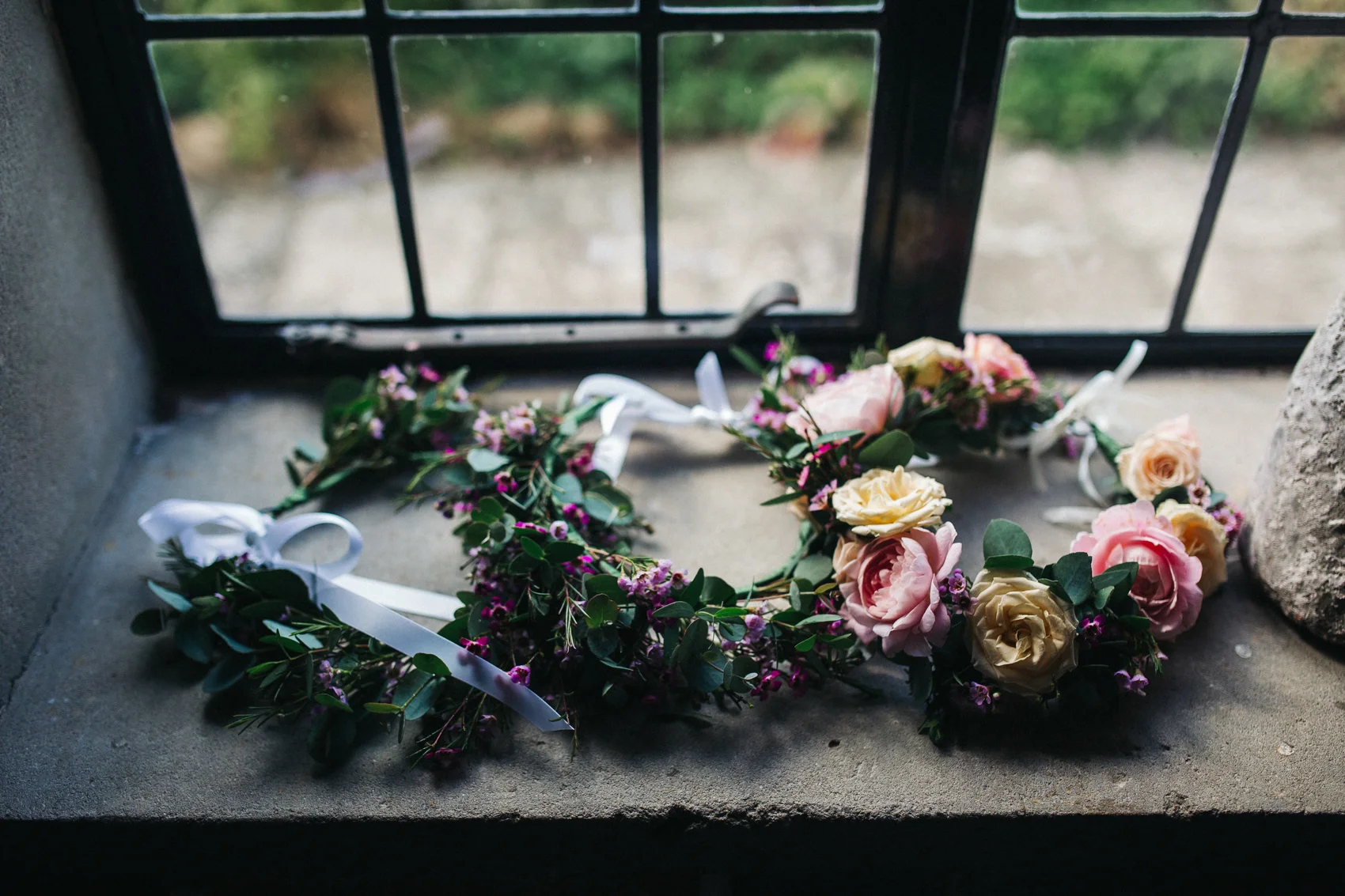 brighton-london-wedding-photographer-photography-creative-relaxed-tipi-wedding-0008.jpg
