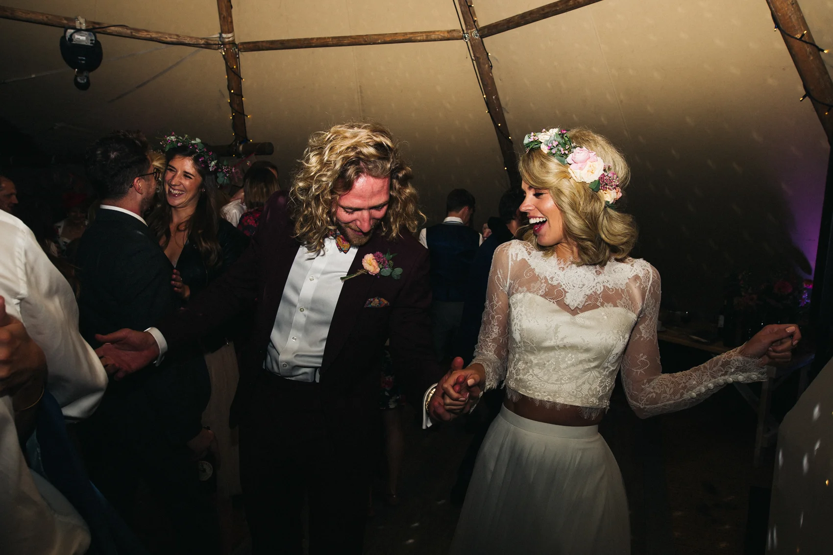 brighton-london-wedding-photographer-photography-creative-relaxed-tipi-wedding-0110.jpg