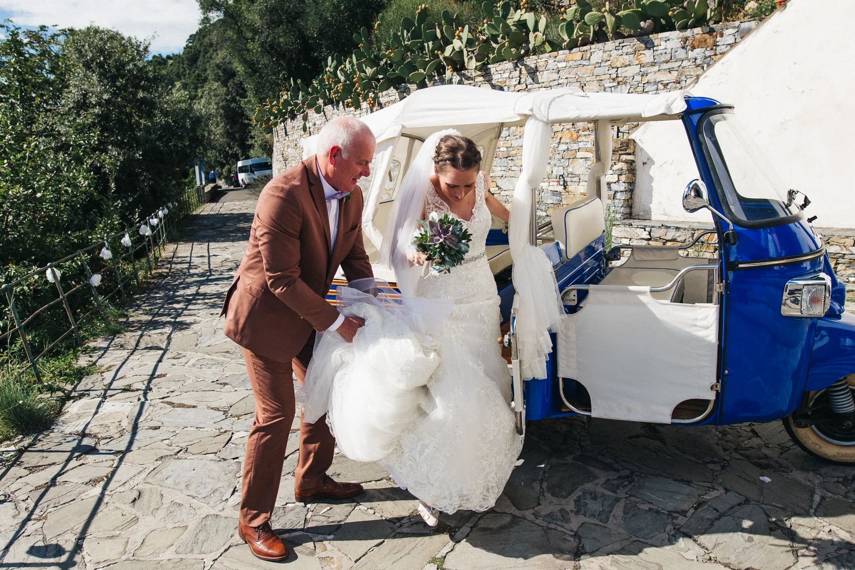destination-wedding-photographer-italy-florence-tuscany-umbria-chiavari-0045.jpg