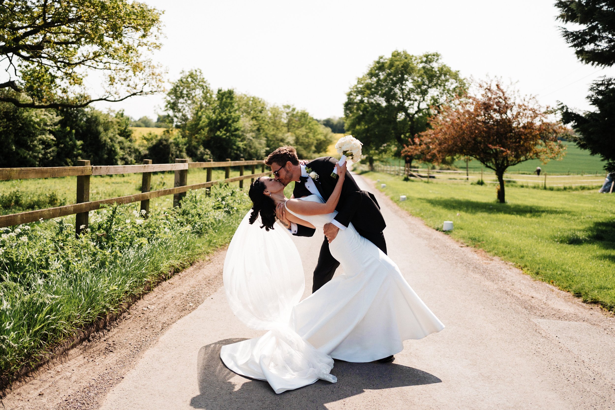 milling-barn-buntingford-wedding-london-wedding-photographer-0070.jpg