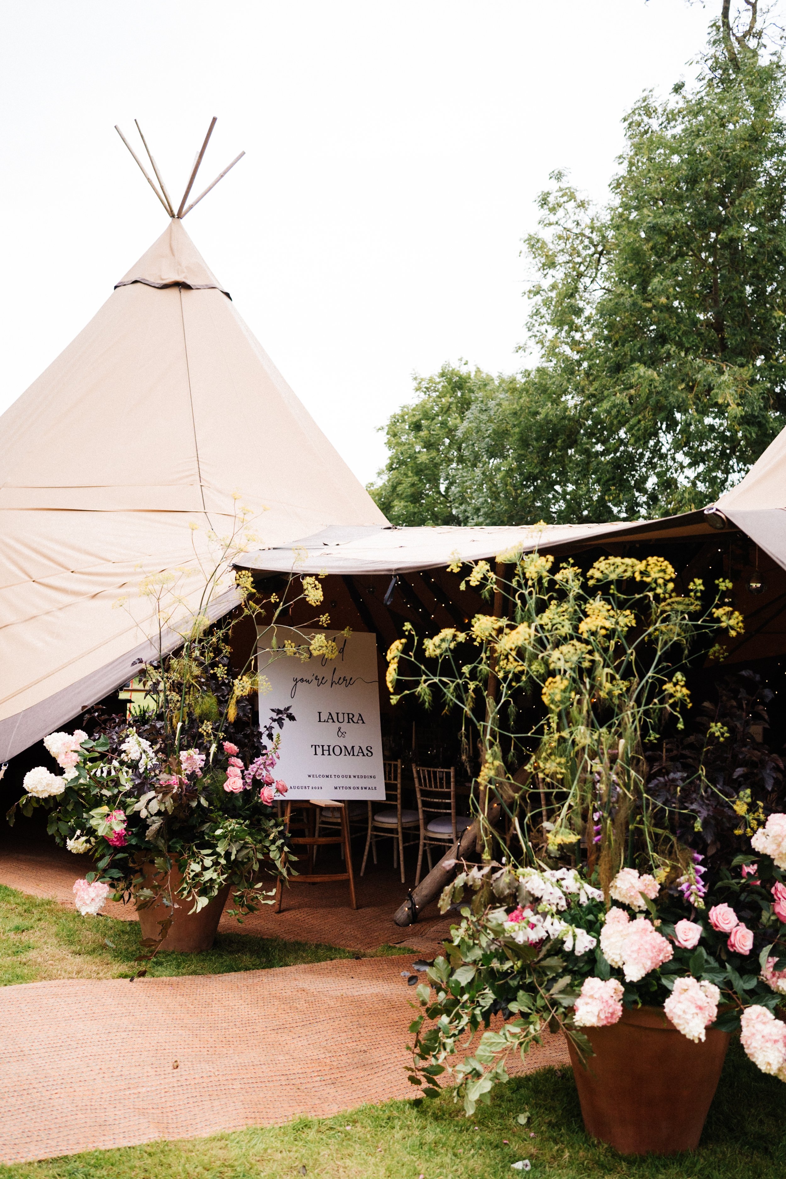 yorkshire-garden-wedding-at-home-relaxed-photography-photographer-north-yorkshire-york-0073.jpg