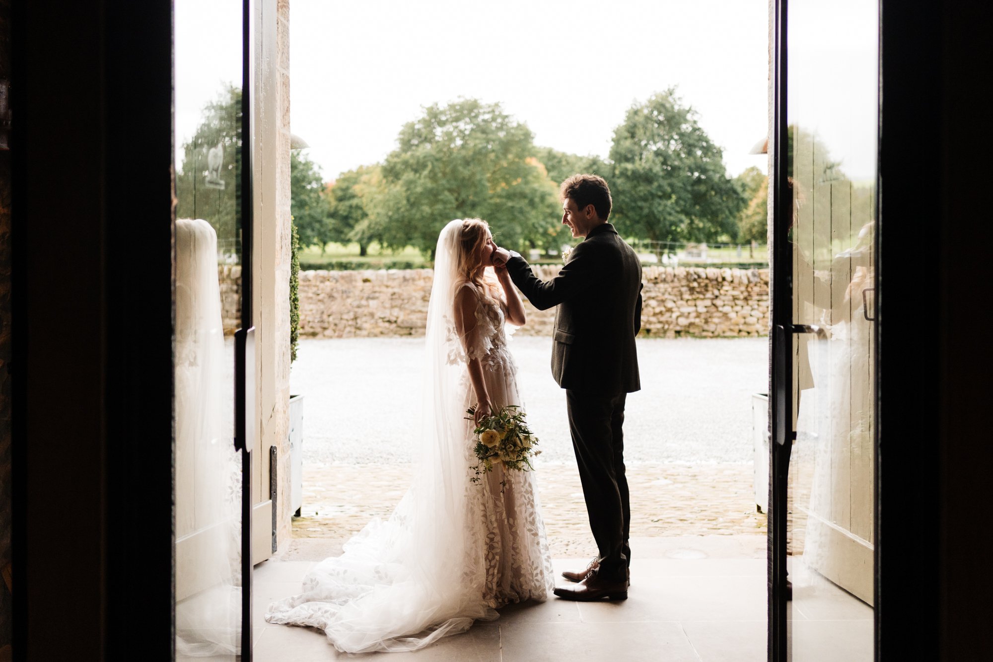 tithe-barn-bolton-abbey-skipton-yorkshire-wedding-photographer-0056.jpg