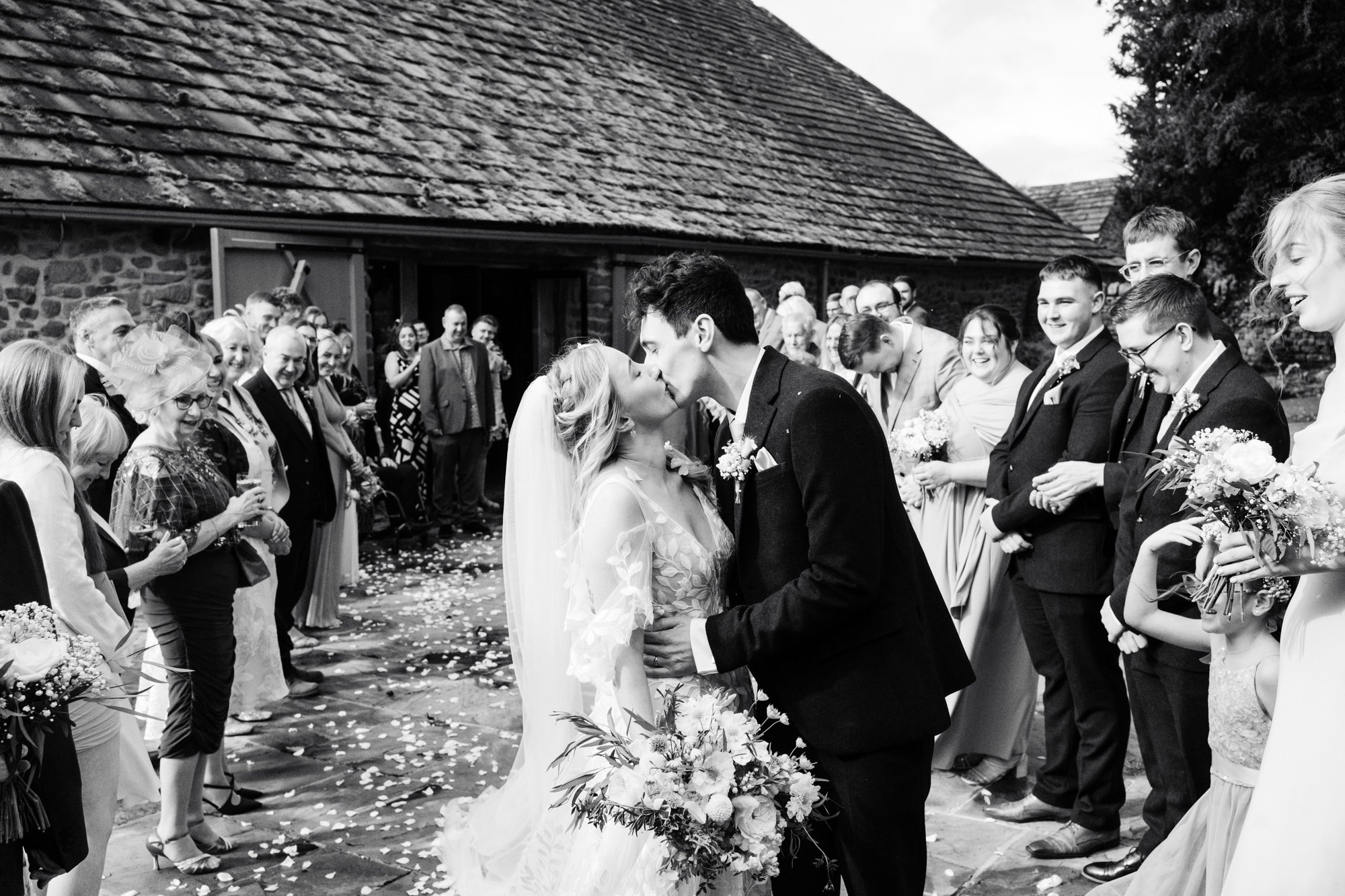 tithe-barn-bolton-abbey-skipton-yorkshire-wedding-photographer-0060.jpg