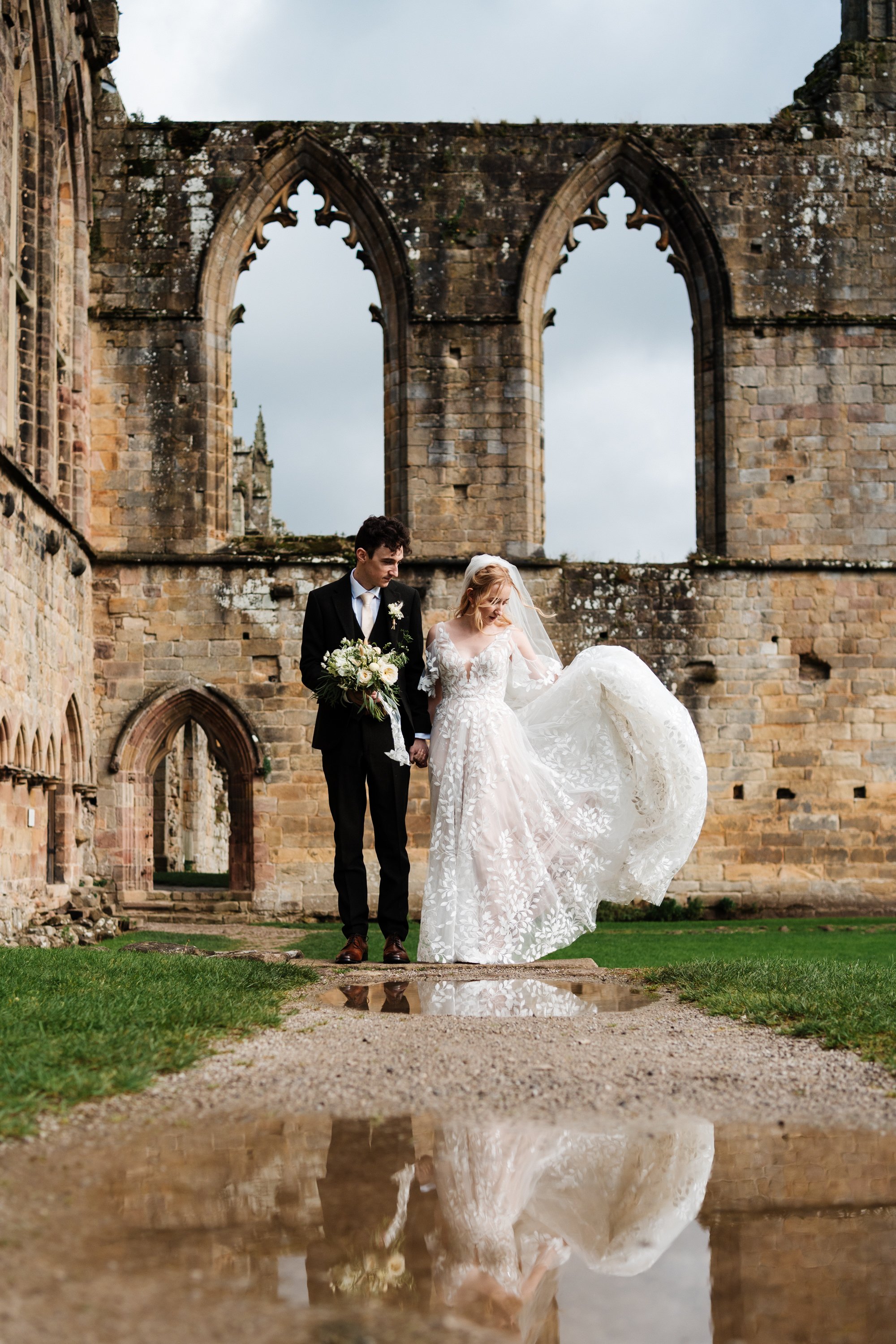 tithe-barn-bolton-abbey-skipton-yorkshire-wedding-photographer-0065.jpg