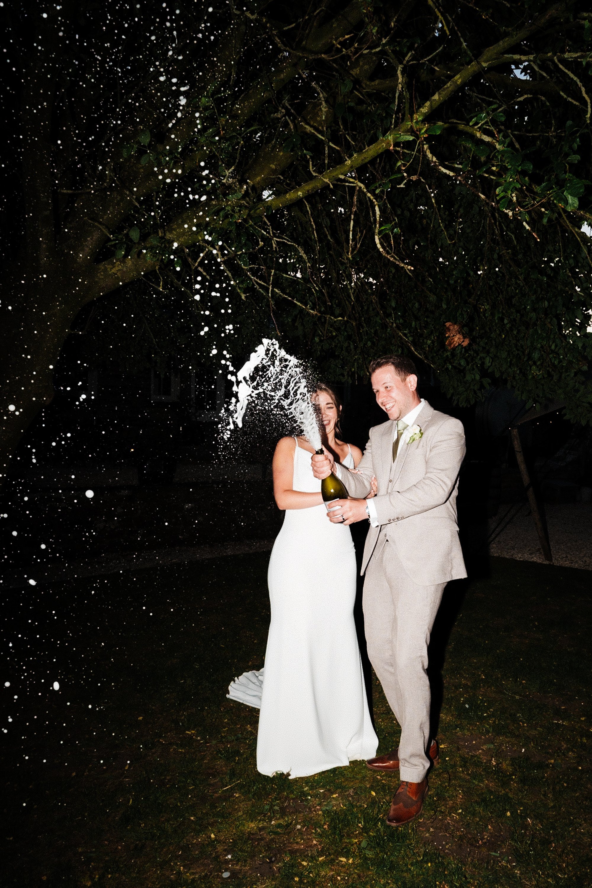 editorial-luxury-wedding-destination-photographer-italy-france-destination-0076.jpg