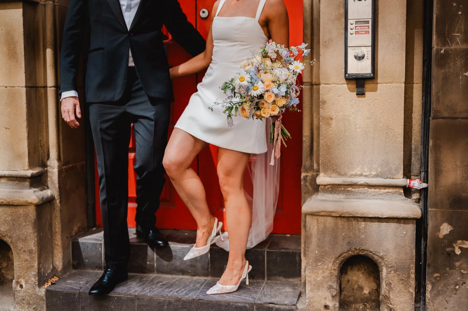 carlajohnsneak-4.jpg