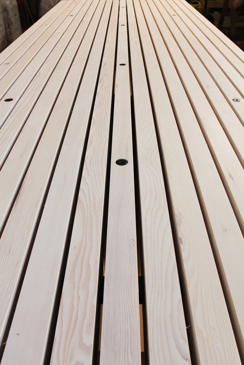 slat_table_detail_photocredit_eva_feldkamp.jpg