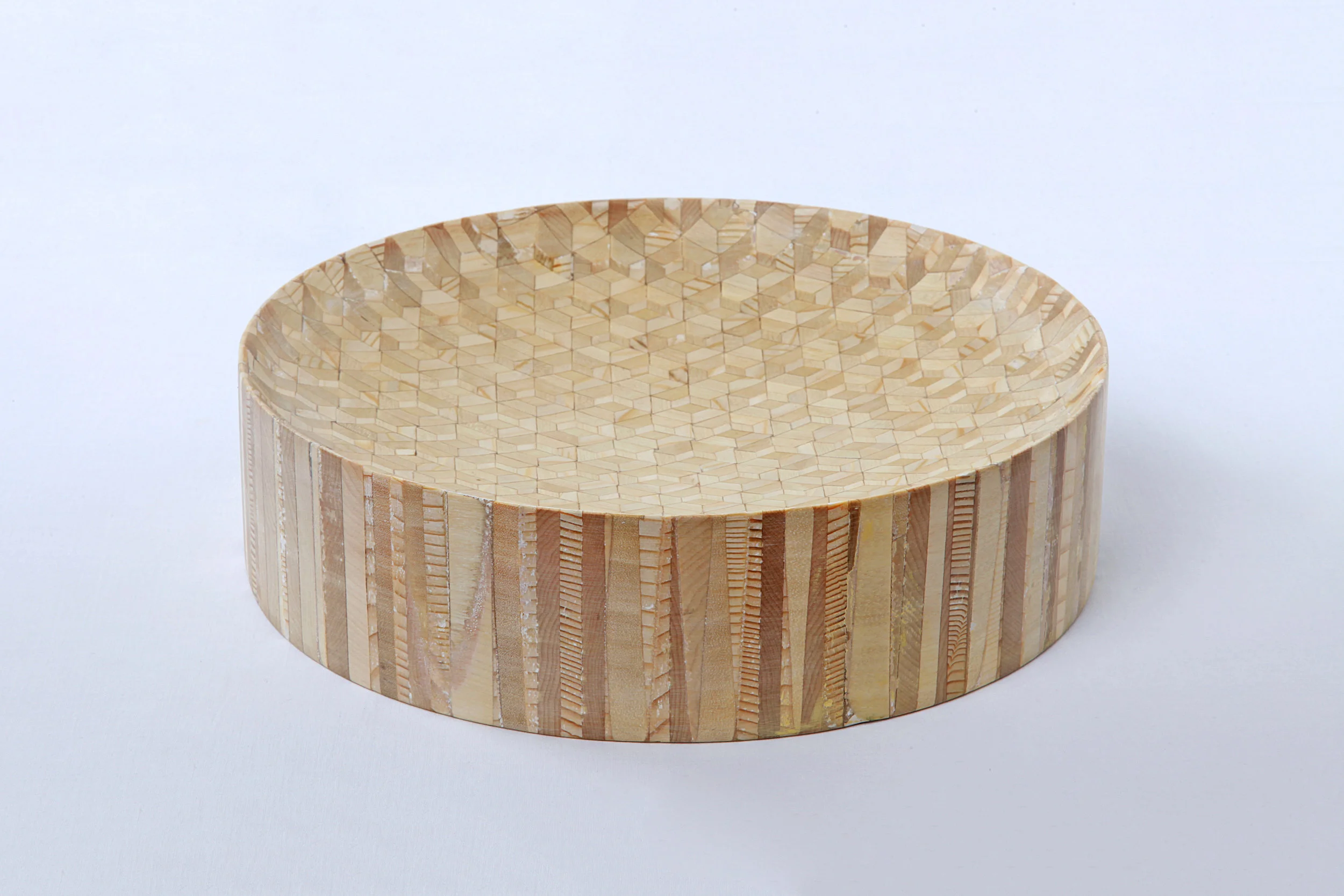 Philippe_Malouin_EXTRUSION_LOW_BOWL-r.jpg