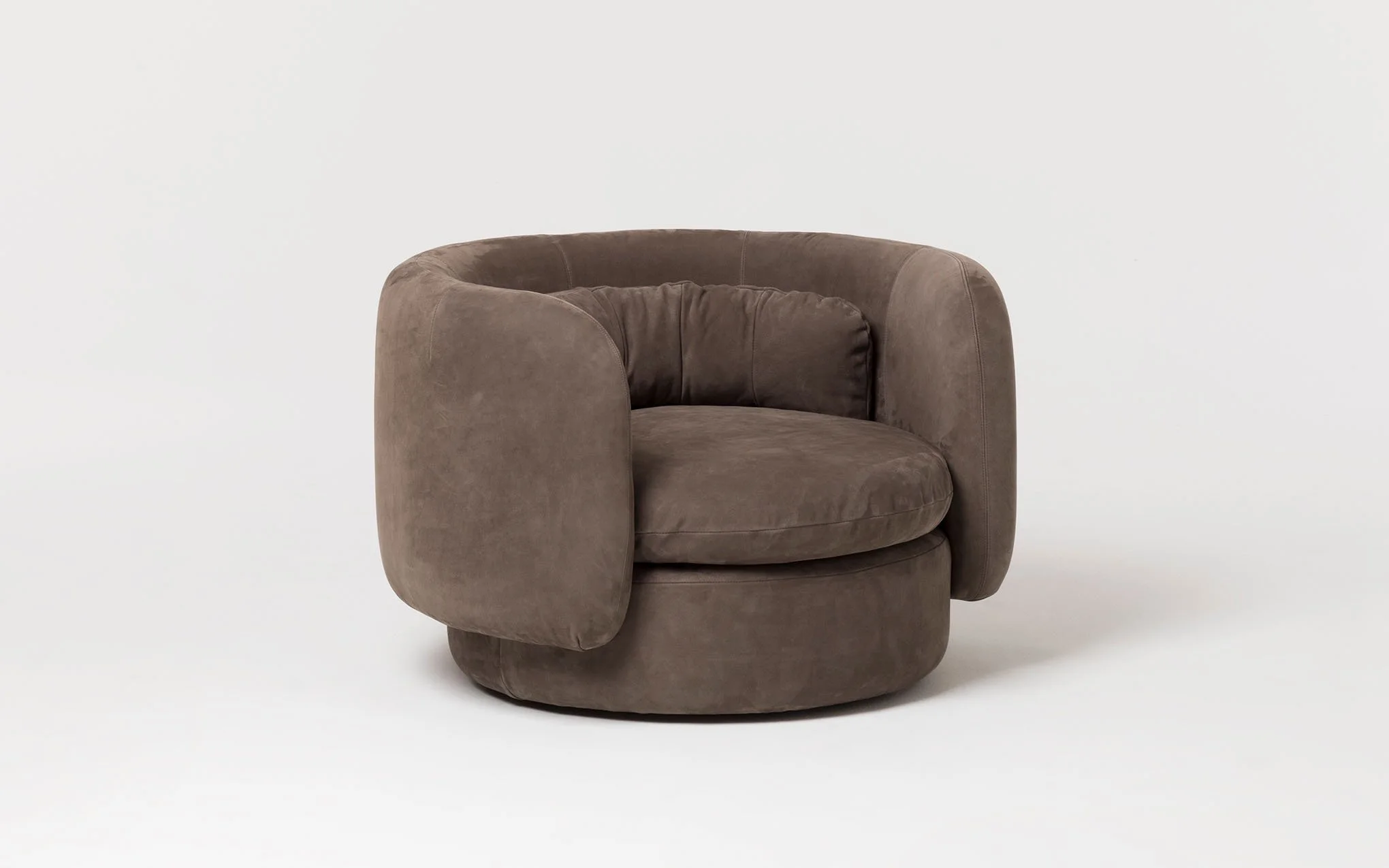 PM-_0003_Group_Armchair_in_Nubuck_-_2_2048x2048.jpg