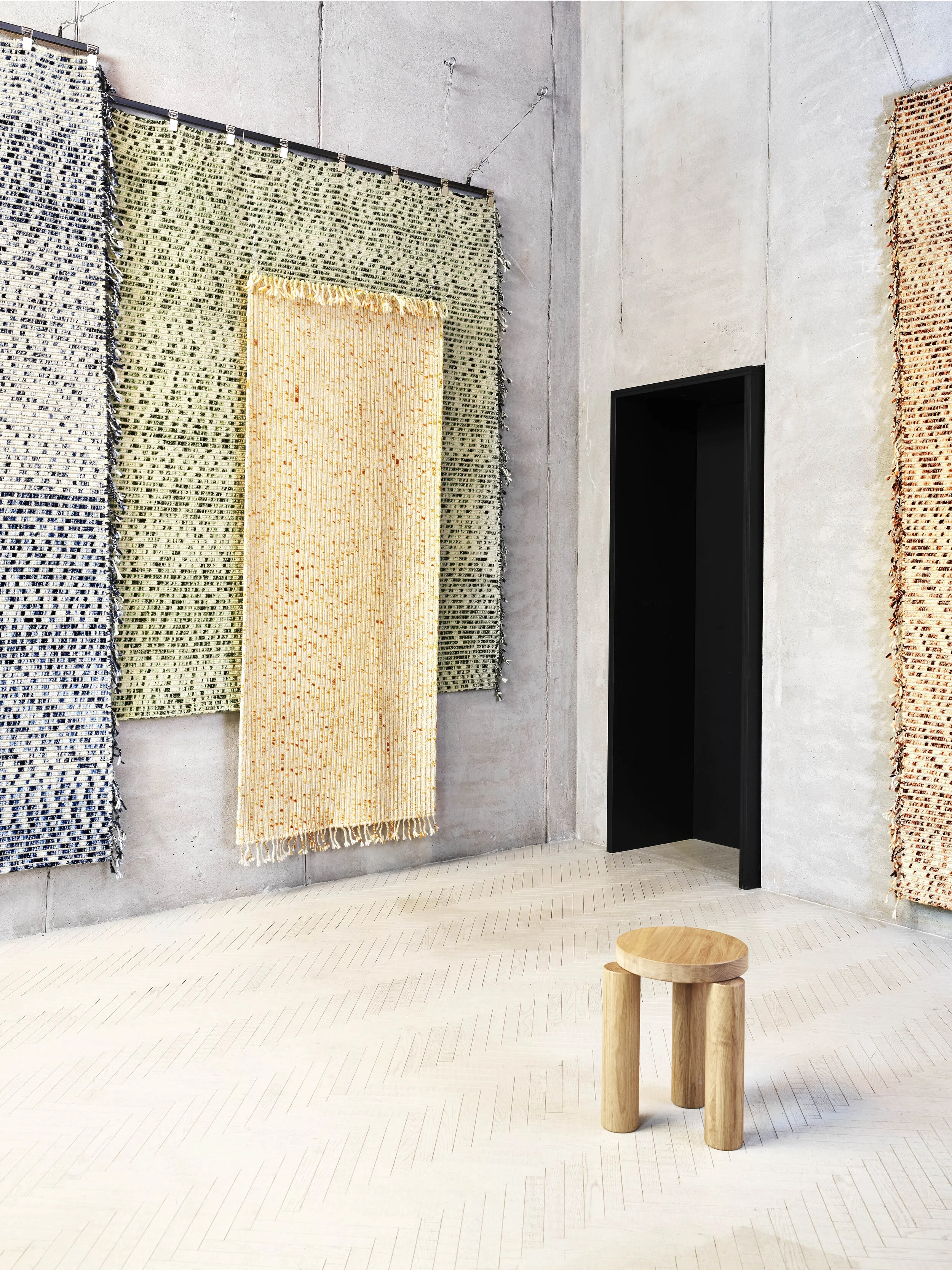 09_PS_CC-TAPIS_LINES_PHILIPPE MALOUIN_ph.Omar Sartor.jpg