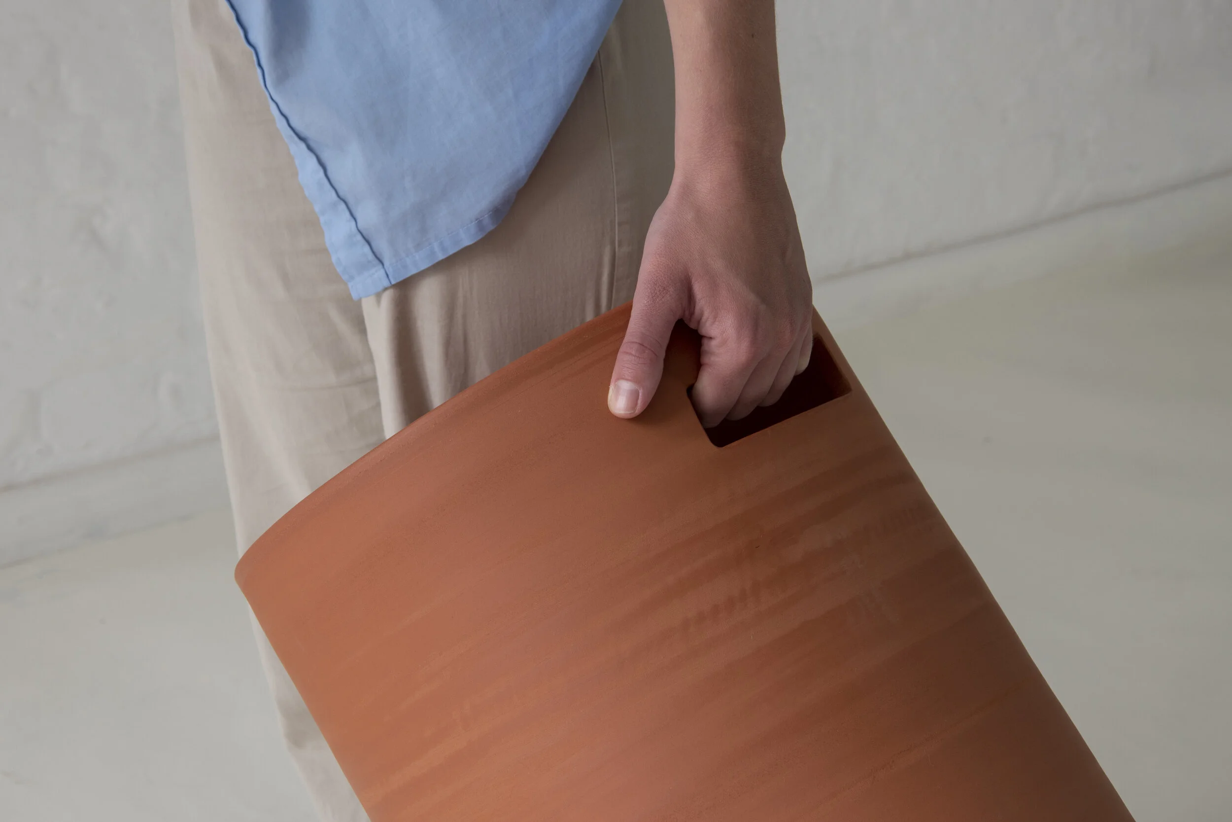 Lift stool by Philippe Malouin (7).jpg