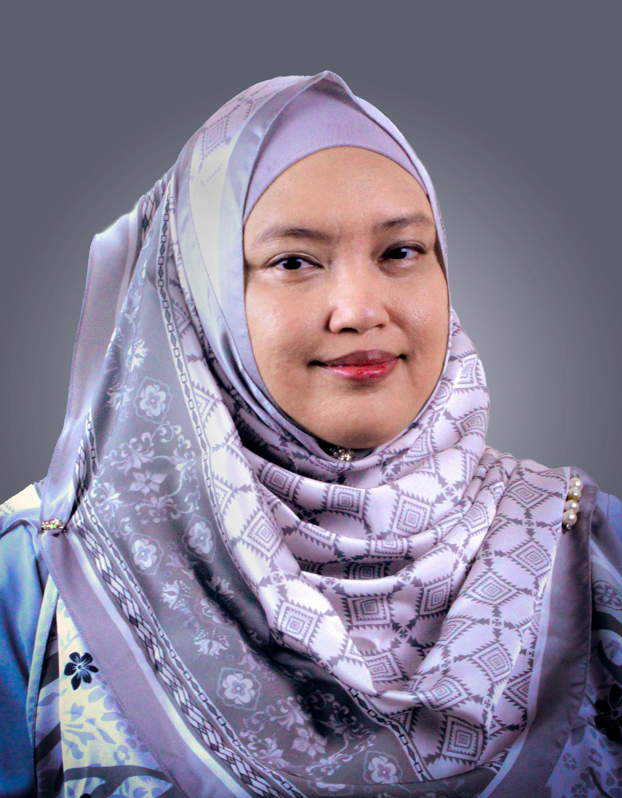 Tanah Liat Di Tangan Tukang Tembikar / Clay in the Potter’s Hands by Noridah Kamari