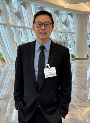 关于写情诗这件事 / On Writing Love Poems by Shen Sihan