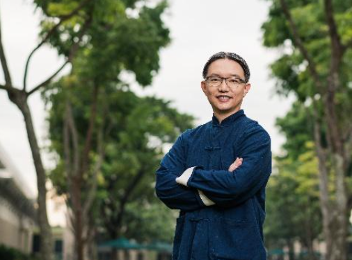 回到南洋 / Return to the Nanyang by Tan Chee Lay 