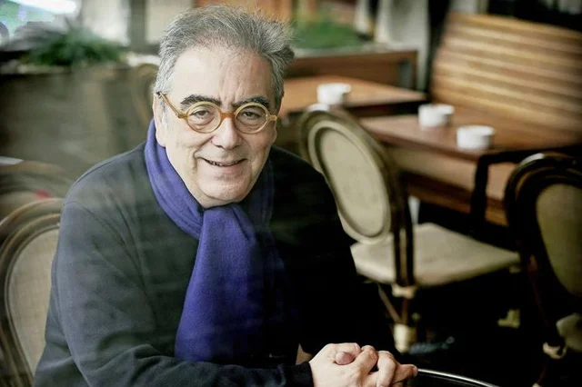 Harry Koumrouyan, au Café Remor de Plainpalais. Image: Laurent Guiraud
