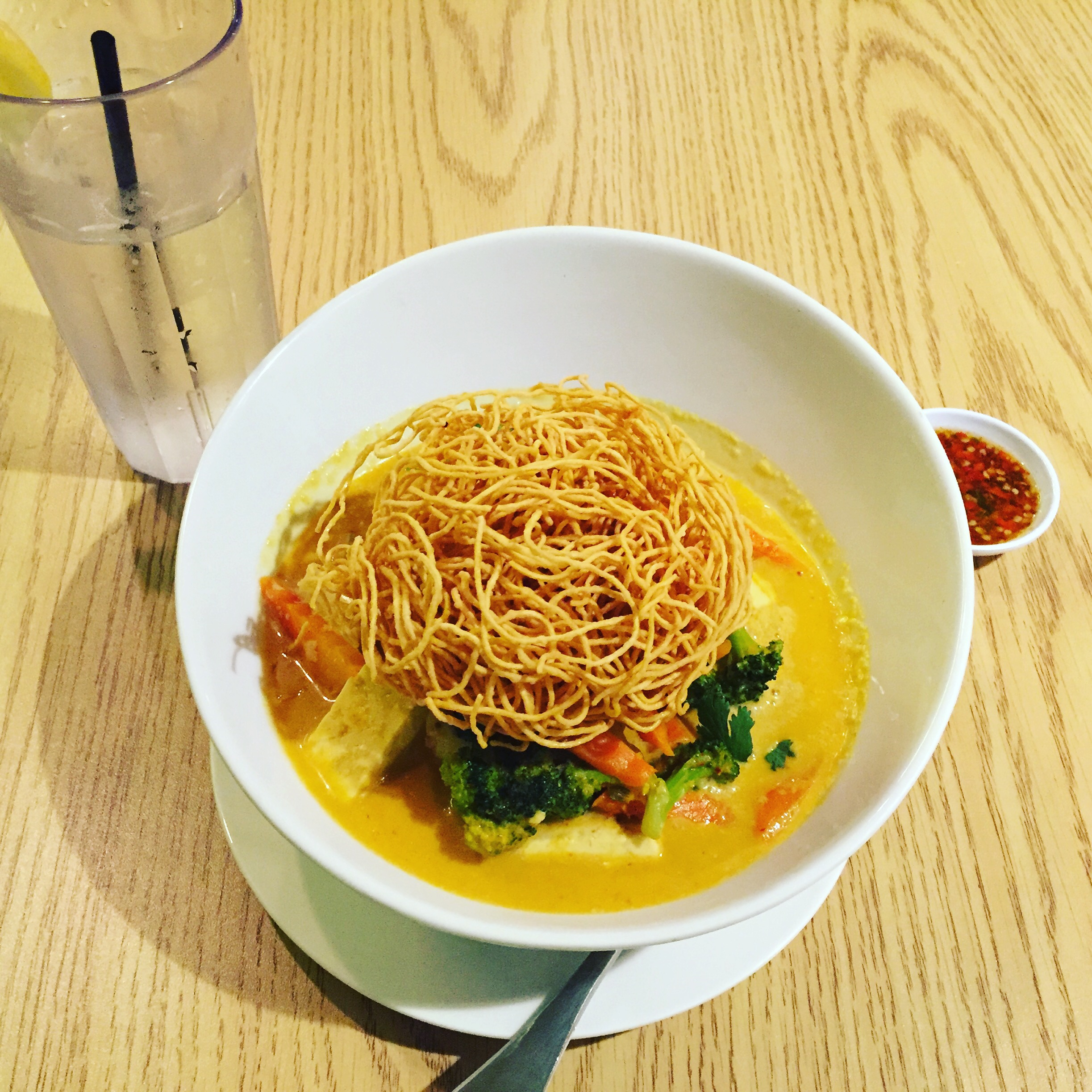 royal-thai-chiang-mai-noodles.png